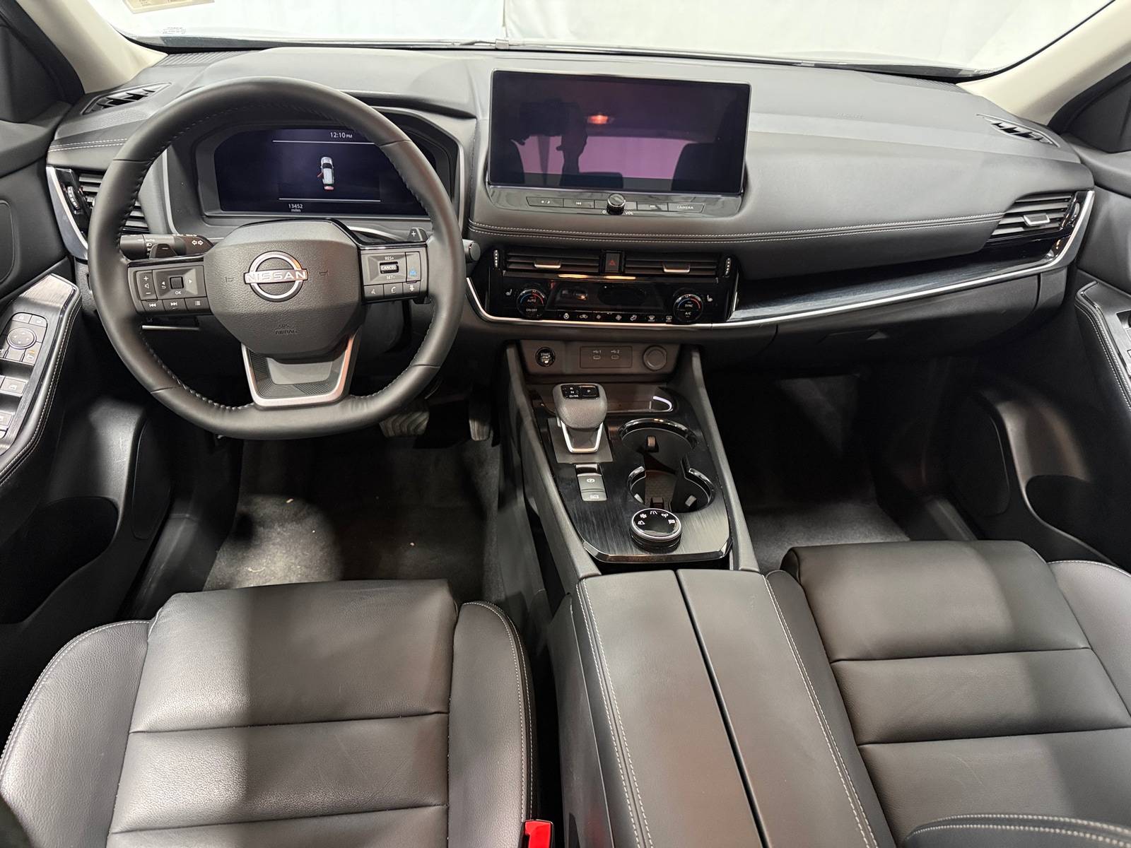 Thumbnail: 2025 Nissan Rogue - 2