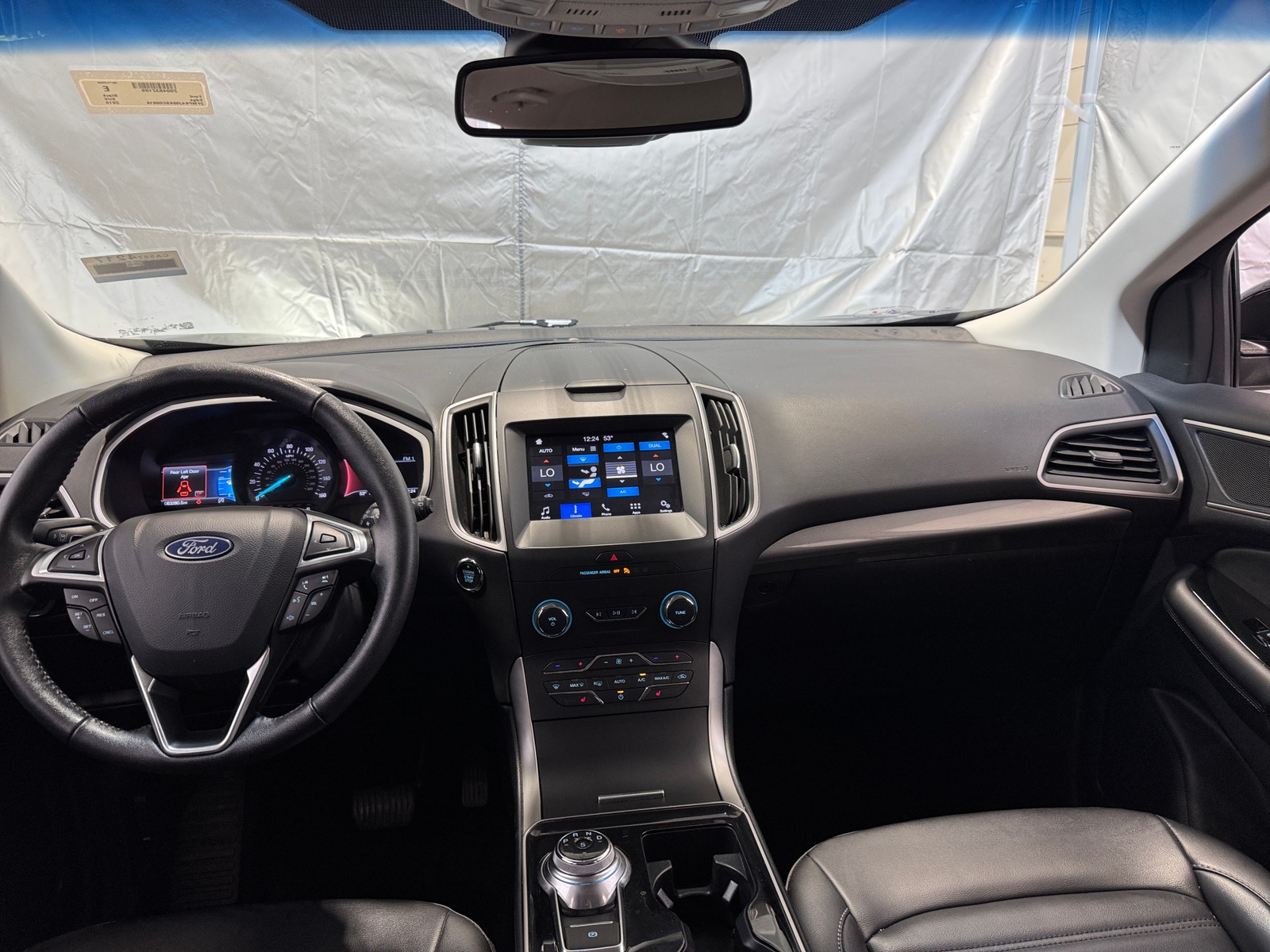 Thumbnail: 2019 Ford Edge - 3
