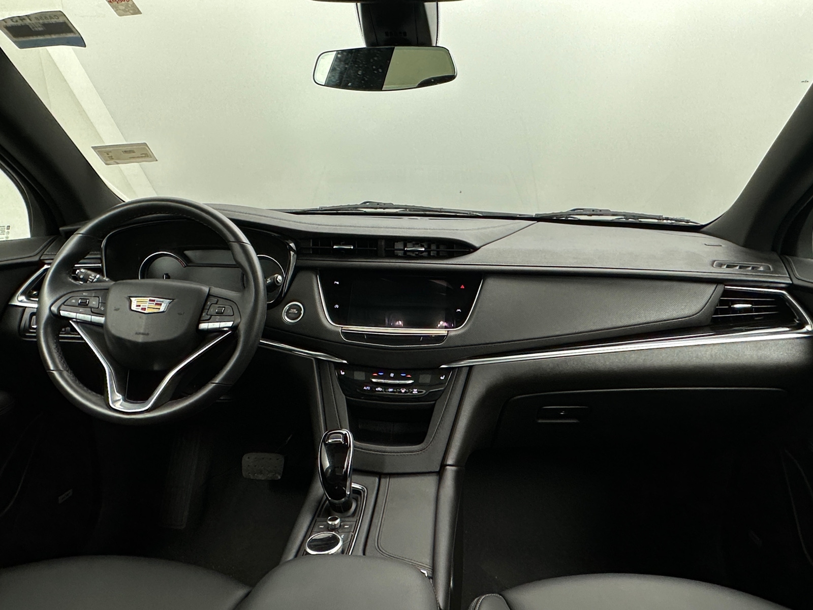 Thumbnail: 2024 Cadillac XT6 - 2