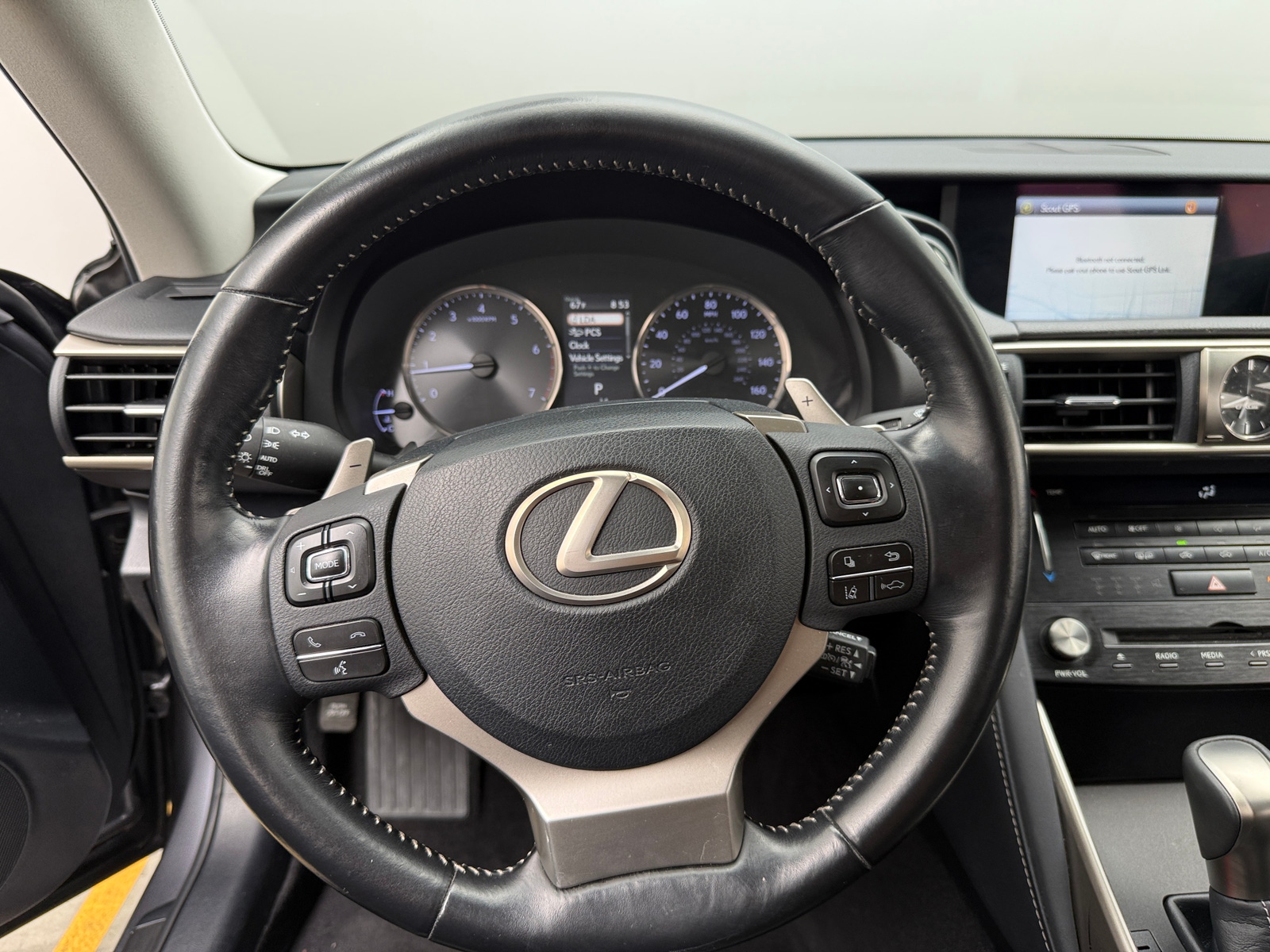 Thumbnail: 2018 Lexus IS - 4