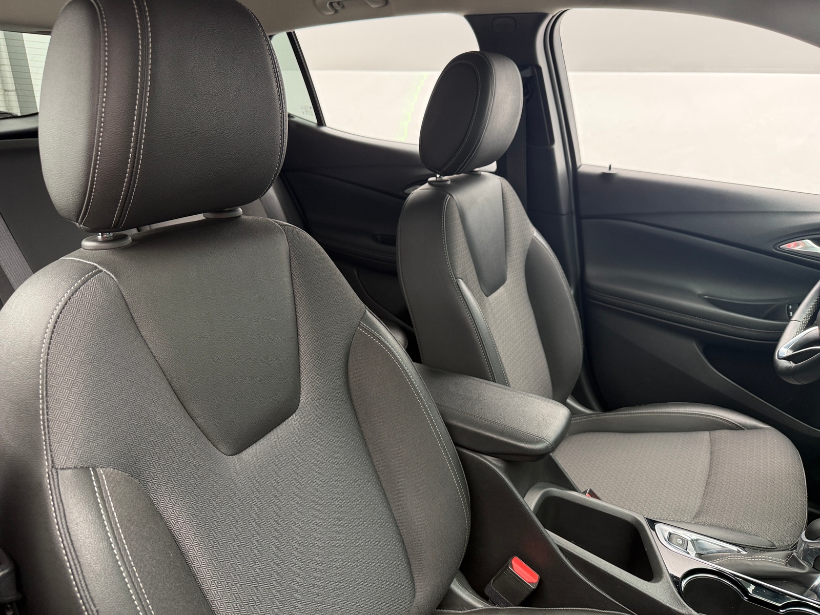 Thumbnail: 2025 Buick Encore GX - 2
