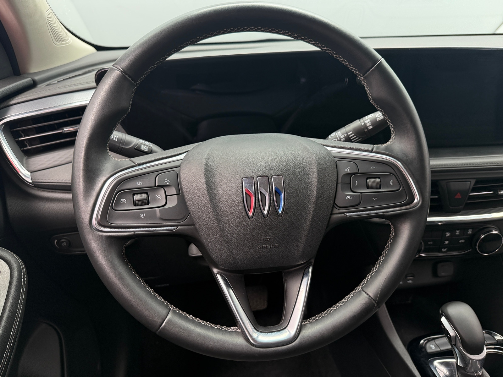 Thumbnail: 2025 Buick Encore GX - 5