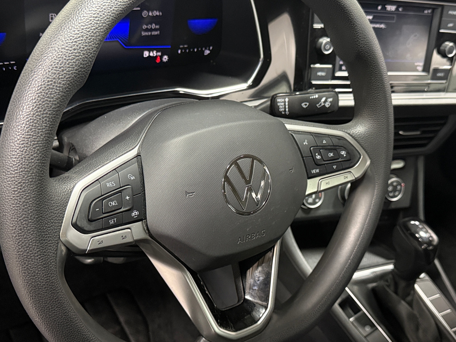 Thumbnail: 2023 Volkswagen Jetta - 5