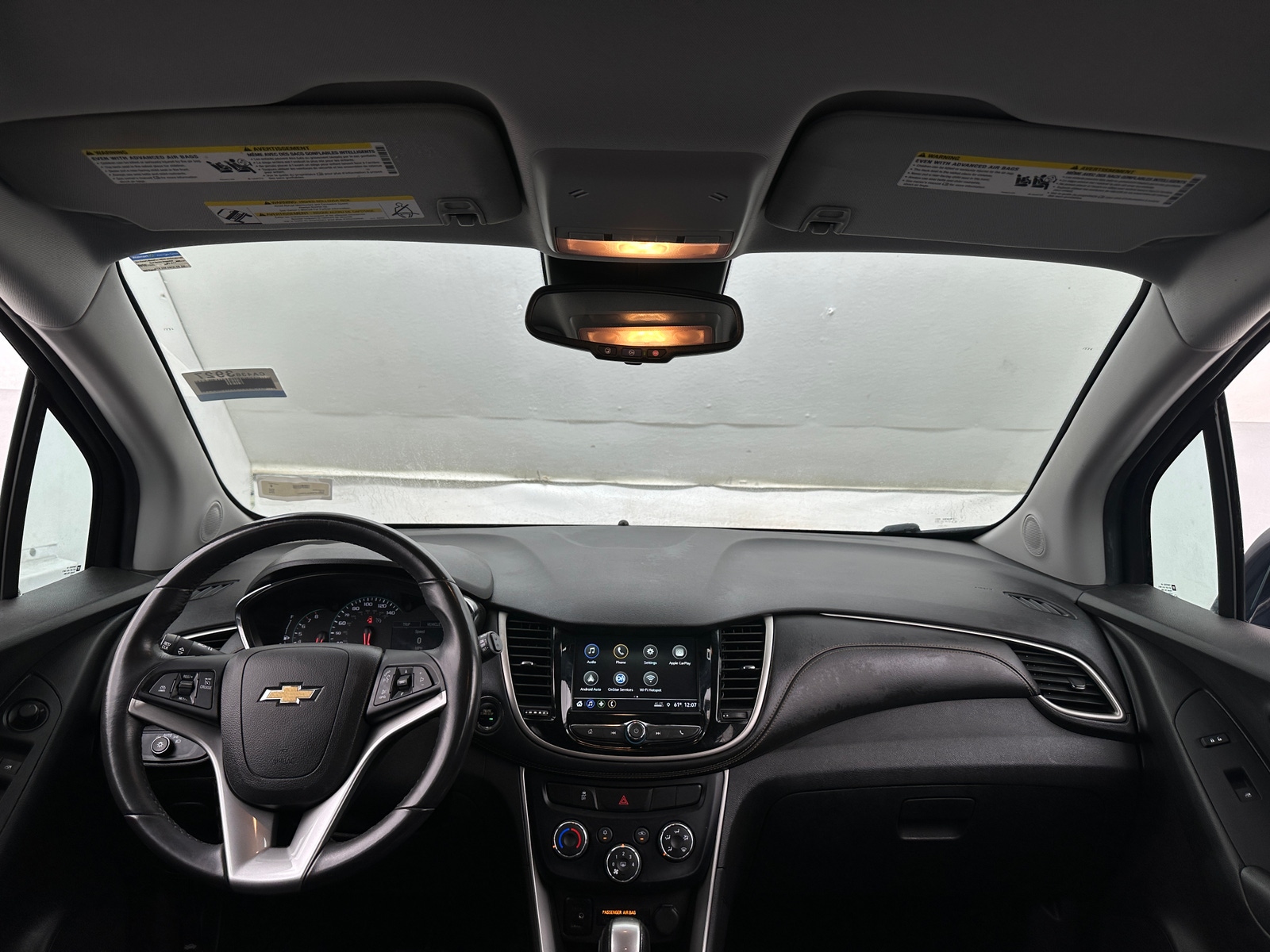 Thumbnail: 2018 Chevrolet Trax - 3