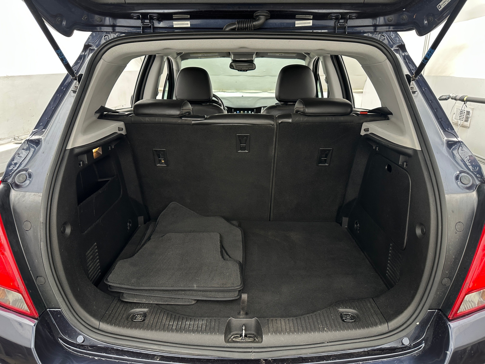 Thumbnail: 2018 Chevrolet Trax - 7