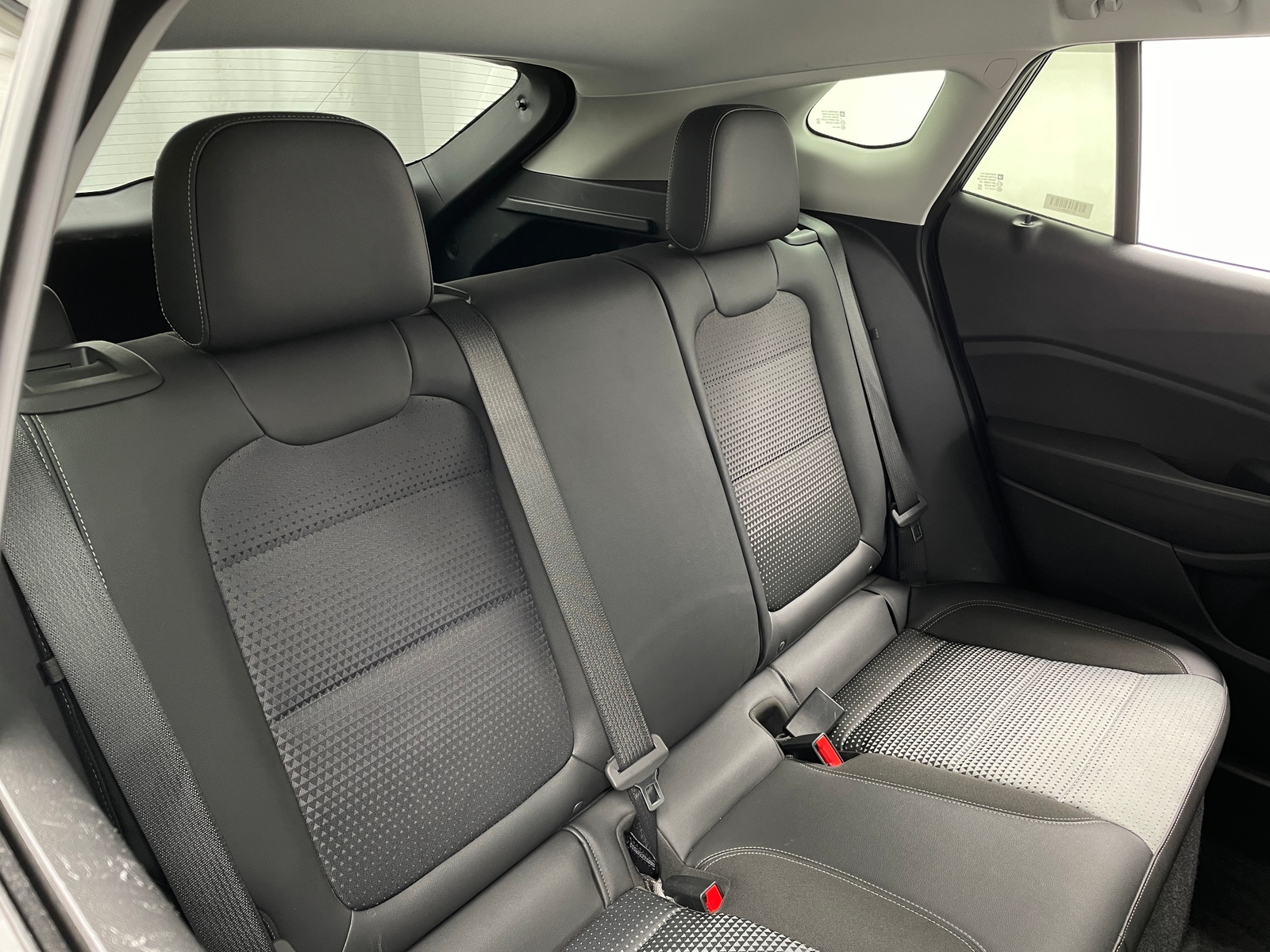 Thumbnail: 2025 Chevrolet Trax - 6