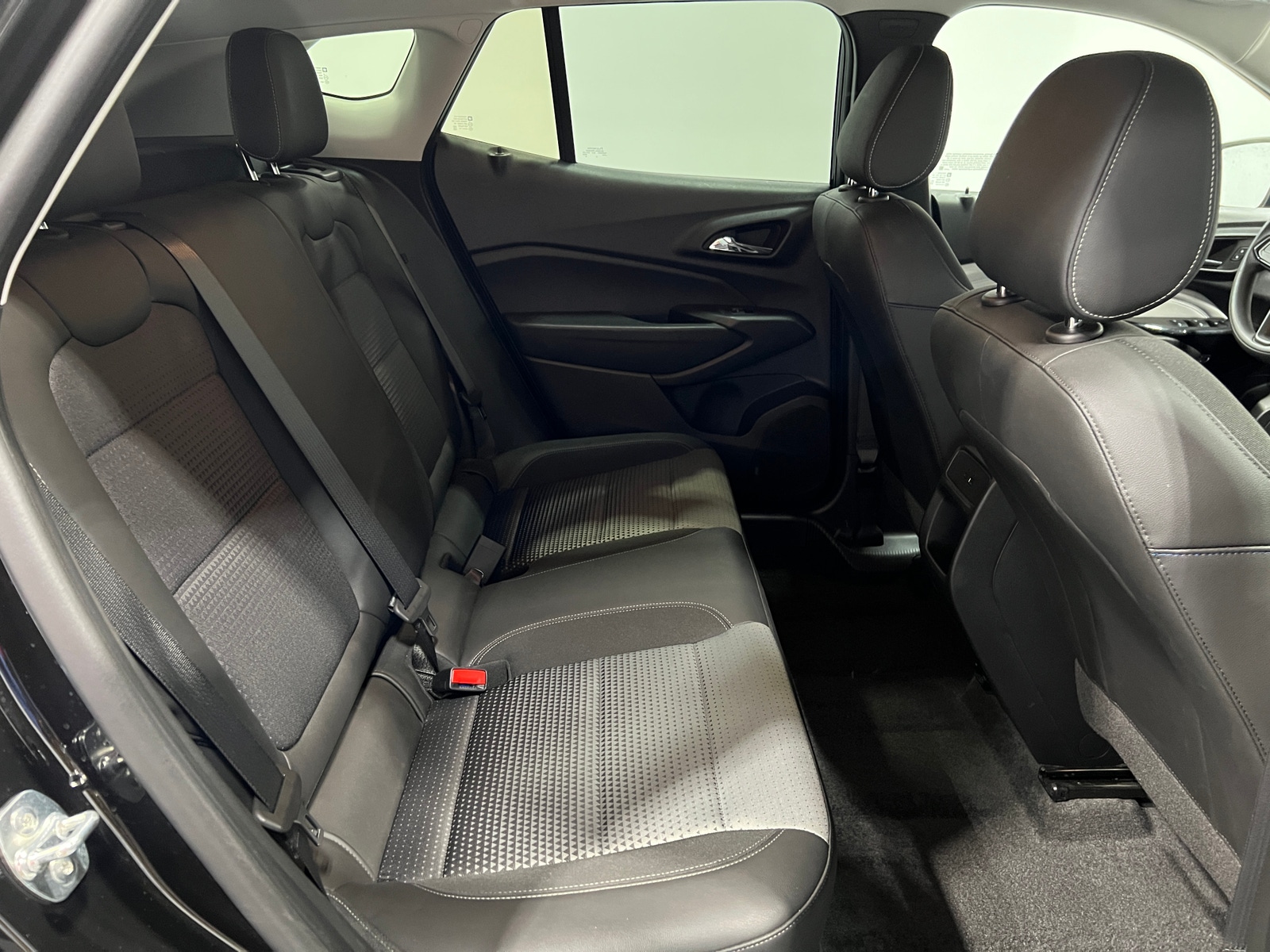 Thumbnail: 2025 Chevrolet Trax - 6