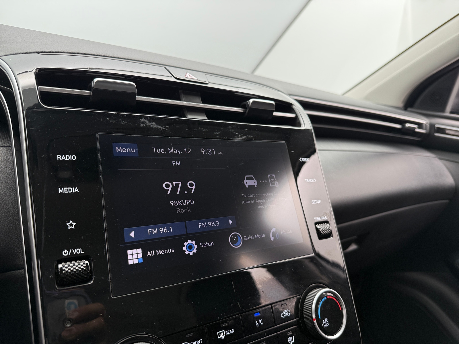 Thumbnail: 2024 Hyundai Tucson - 4