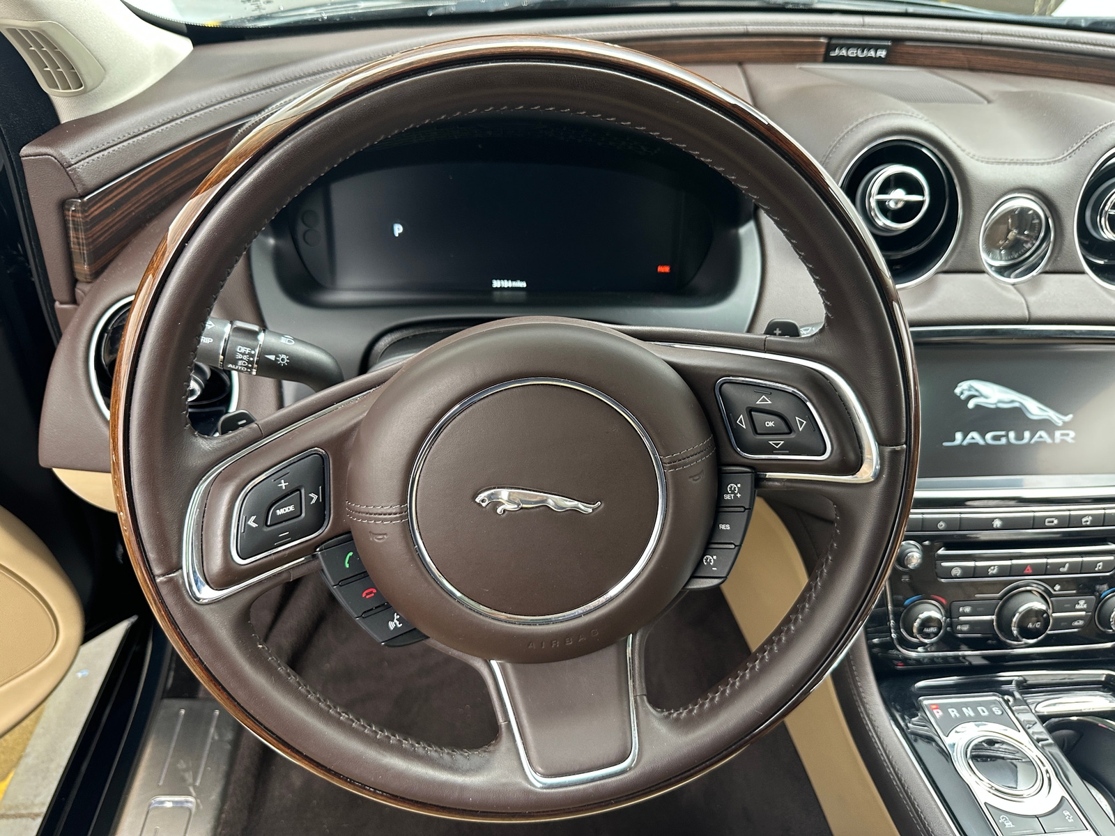 Thumbnail: 2018 Jaguar XJ - 4
