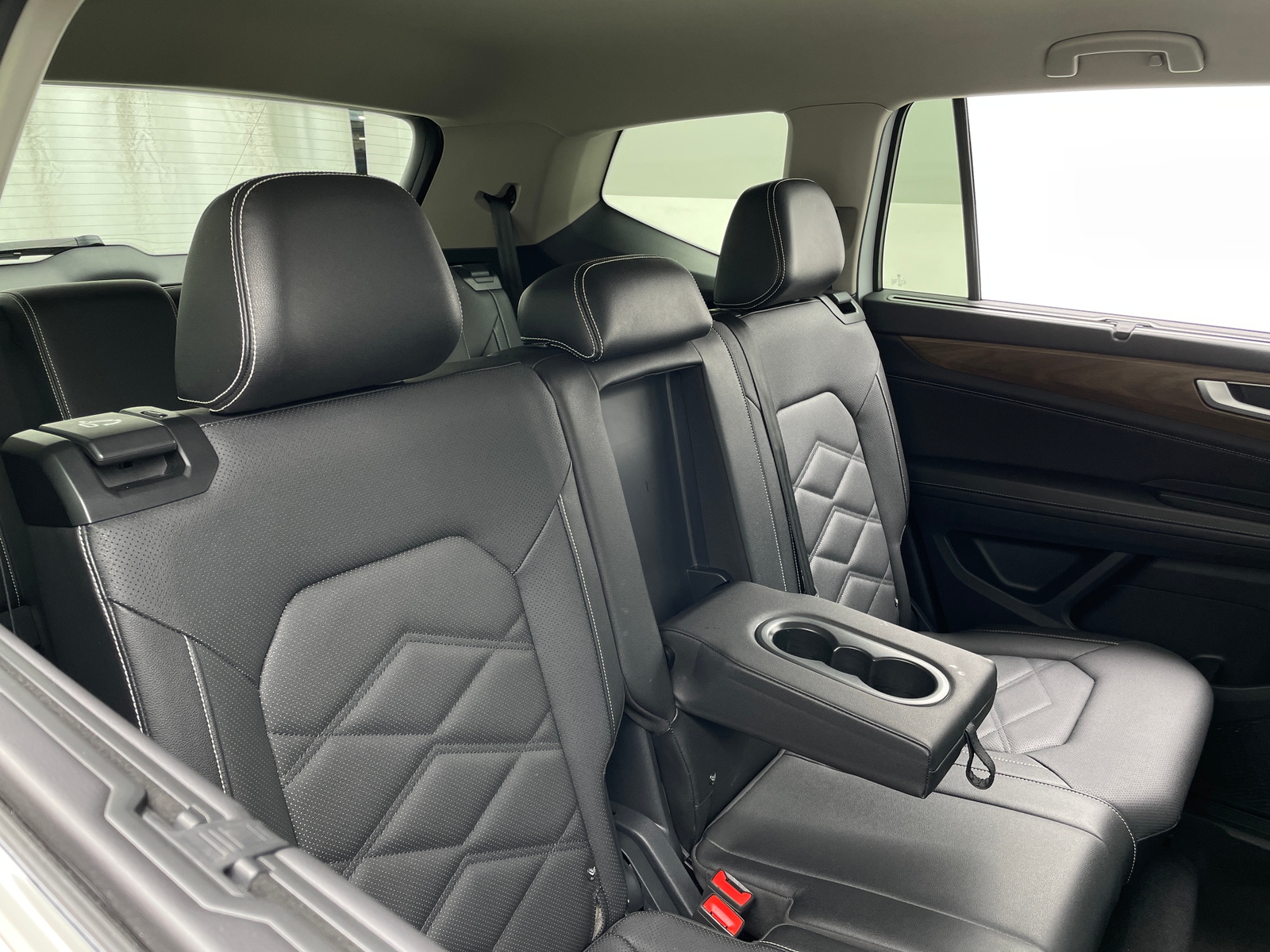 Thumbnail: 2025 Volkswagen Atlas - 5