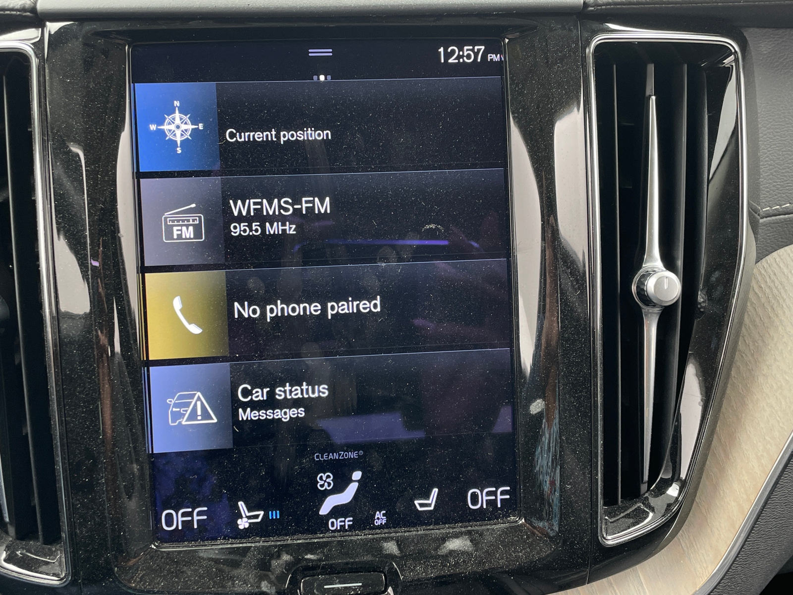 Thumbnail: 2021 Volvo XC60 - 3