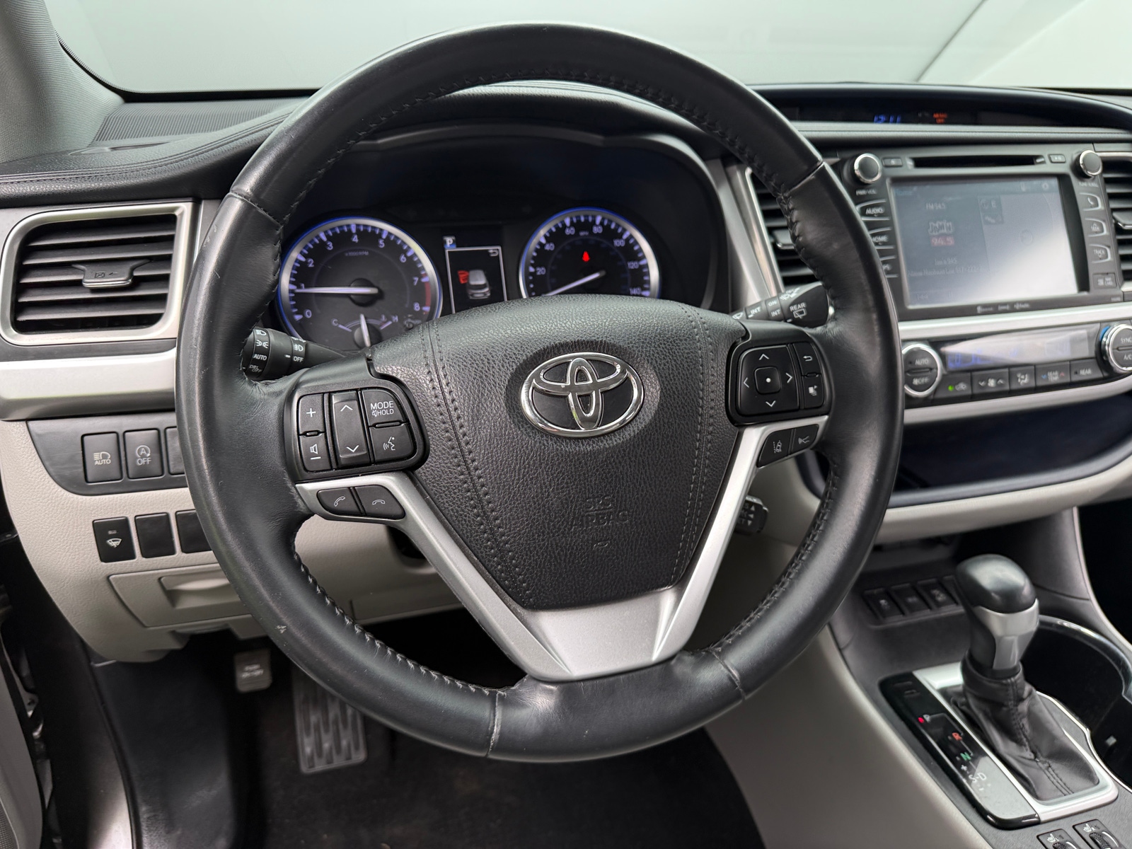 Thumbnail: 2019 Toyota Highlander - 4