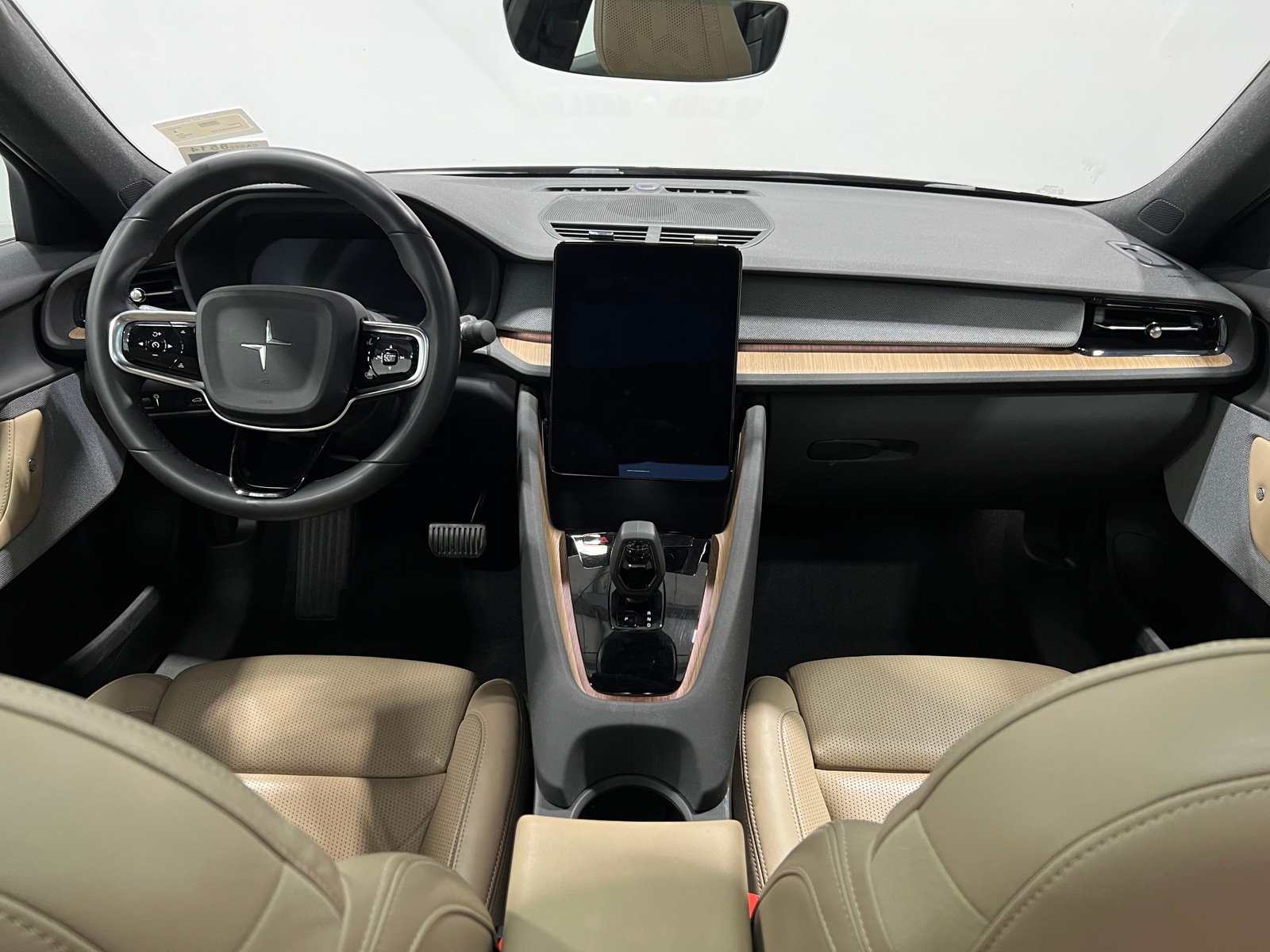 Thumbnail: 2021 Polestar 2 - 3