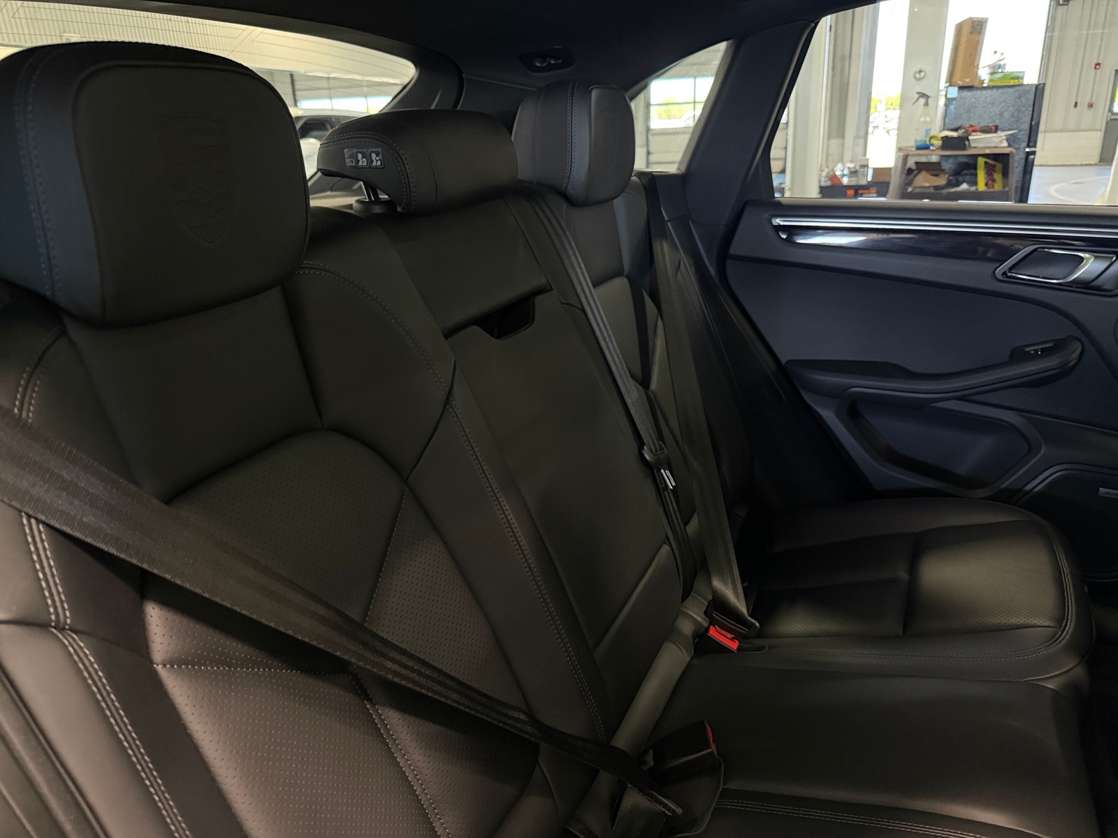 Thumbnail: 2021 Porsche Macan - 5