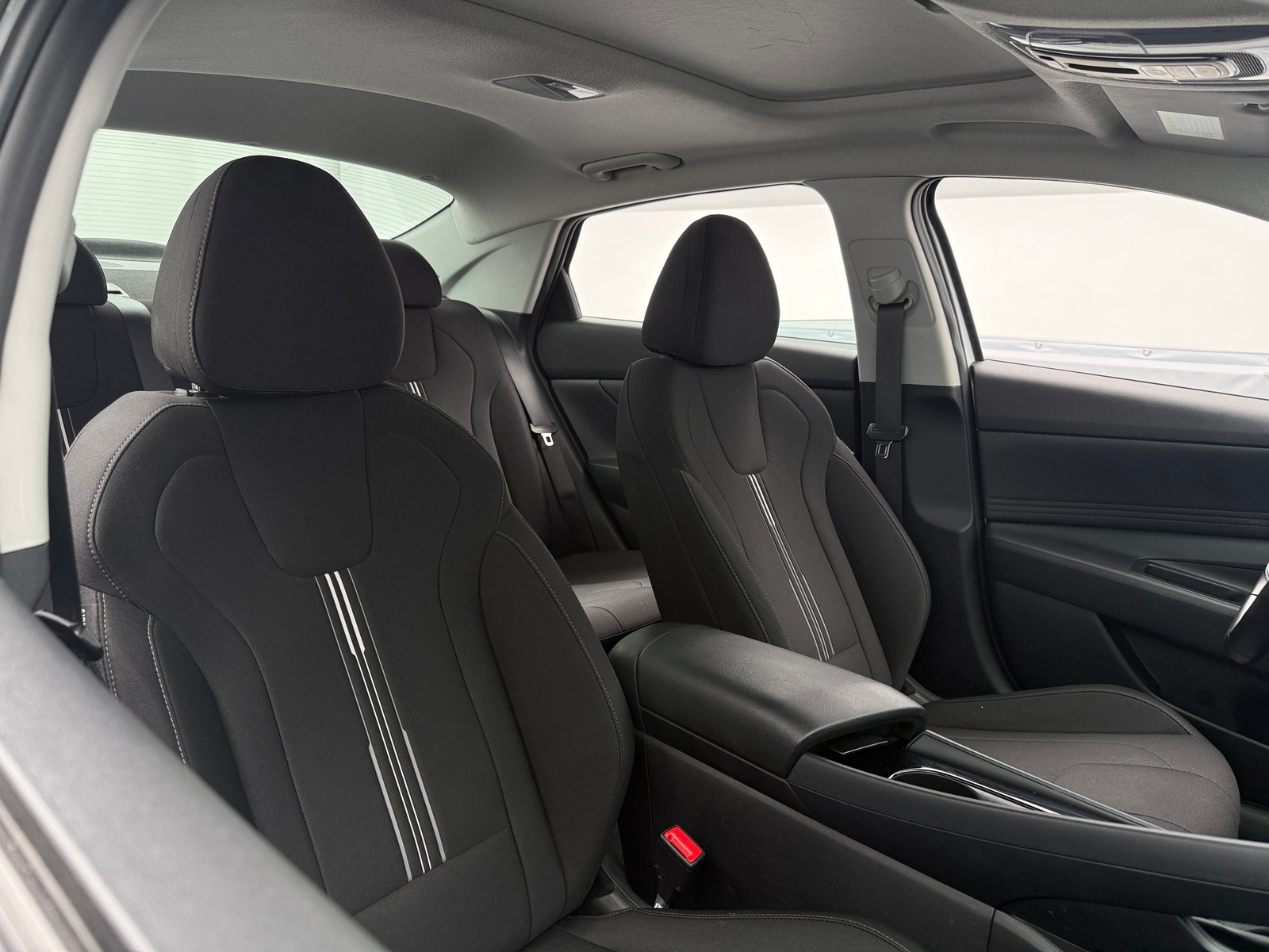 Thumbnail: 2021 Hyundai Elantra - 2