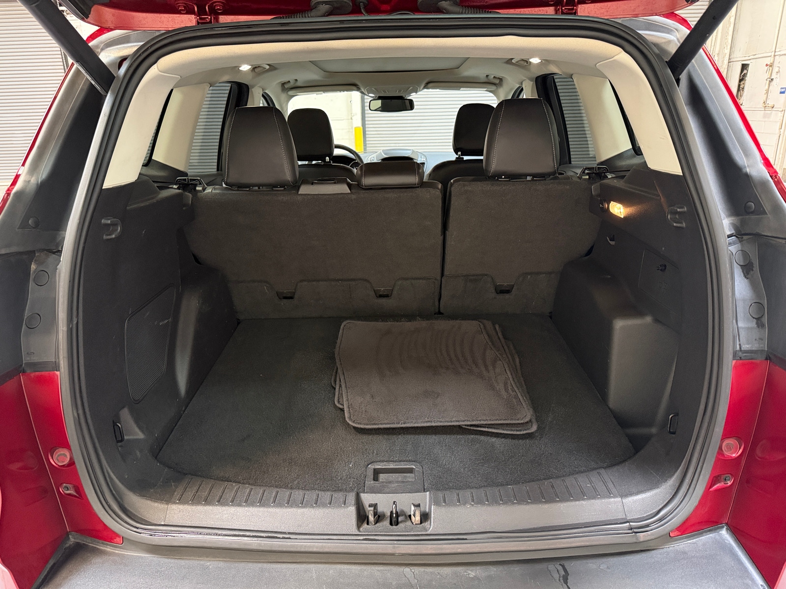 Thumbnail: 2019 Ford Escape - 6
