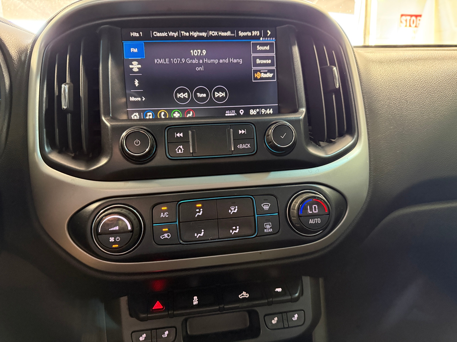 Thumbnail: 2019 Chevrolet Colorado - 3