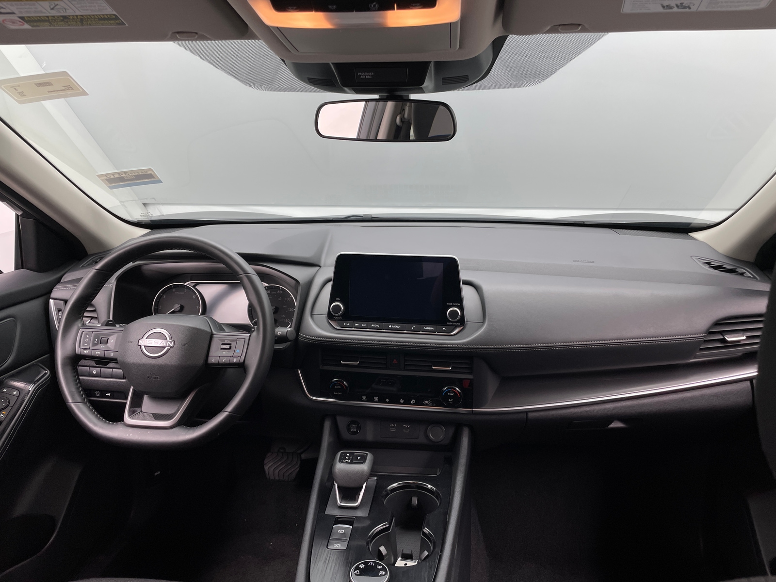 Thumbnail: 2025 Nissan Rogue - 3