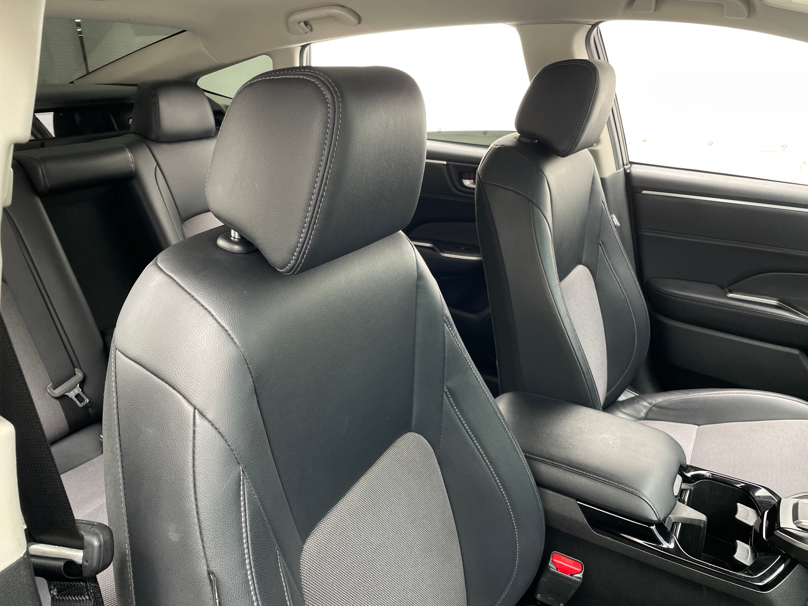 Thumbnail: 2020 Honda Clarity - 2
