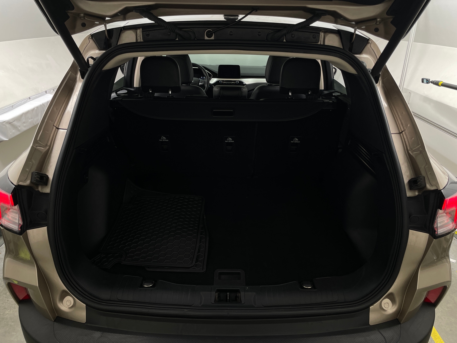 Thumbnail: 2020 Ford Escape - 6