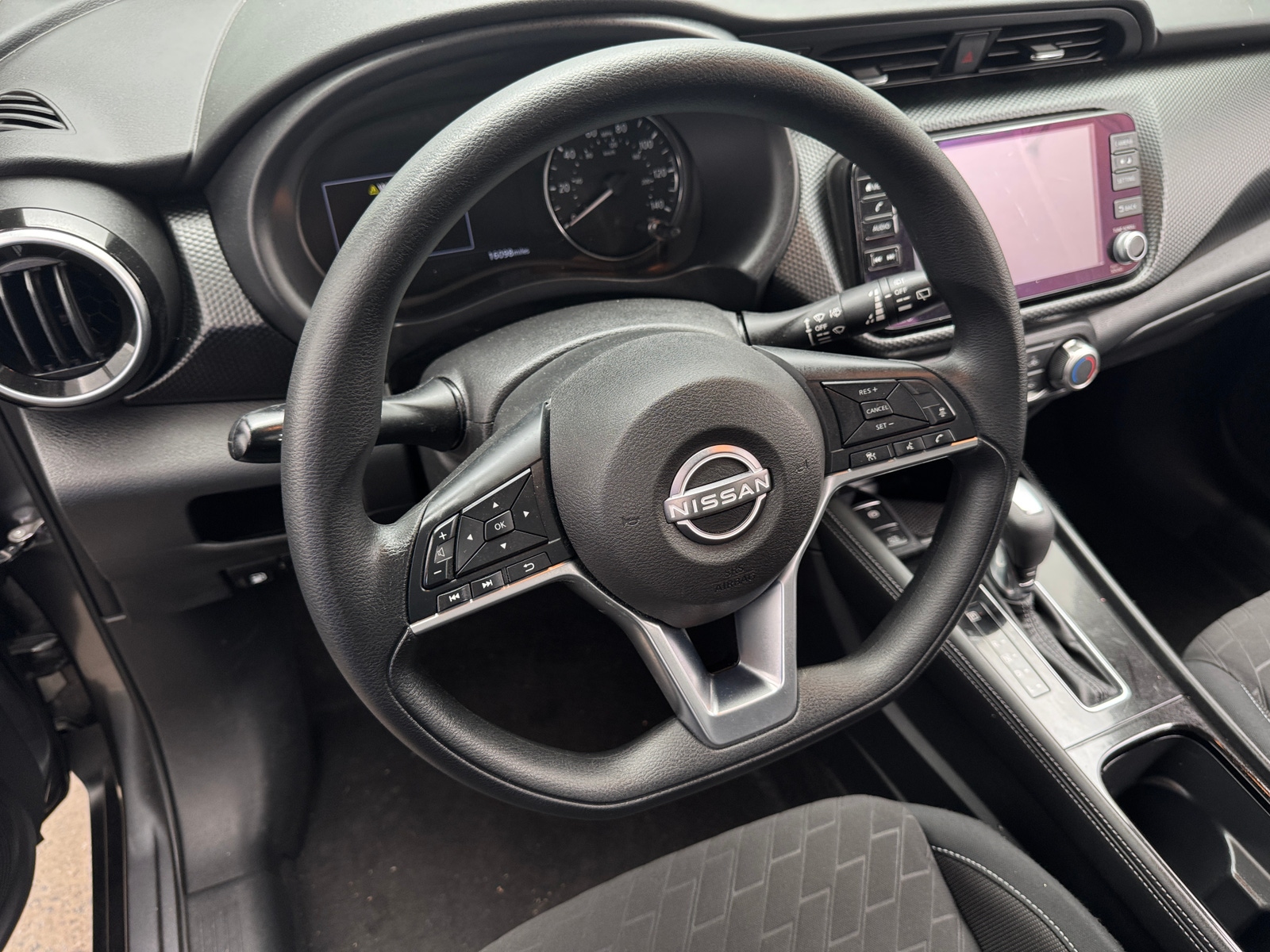 Thumbnail: 2023 Nissan Kicks - 5