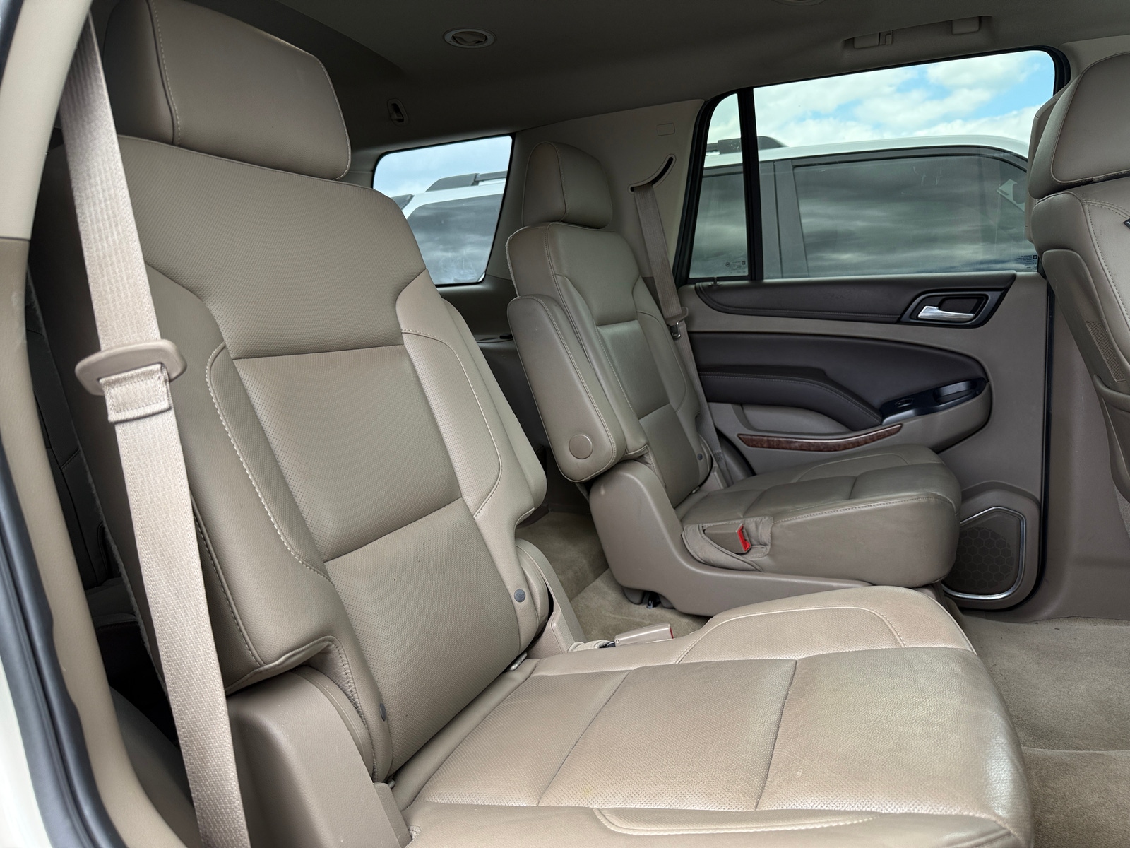 Thumbnail: 2016 Chevrolet Tahoe - 5