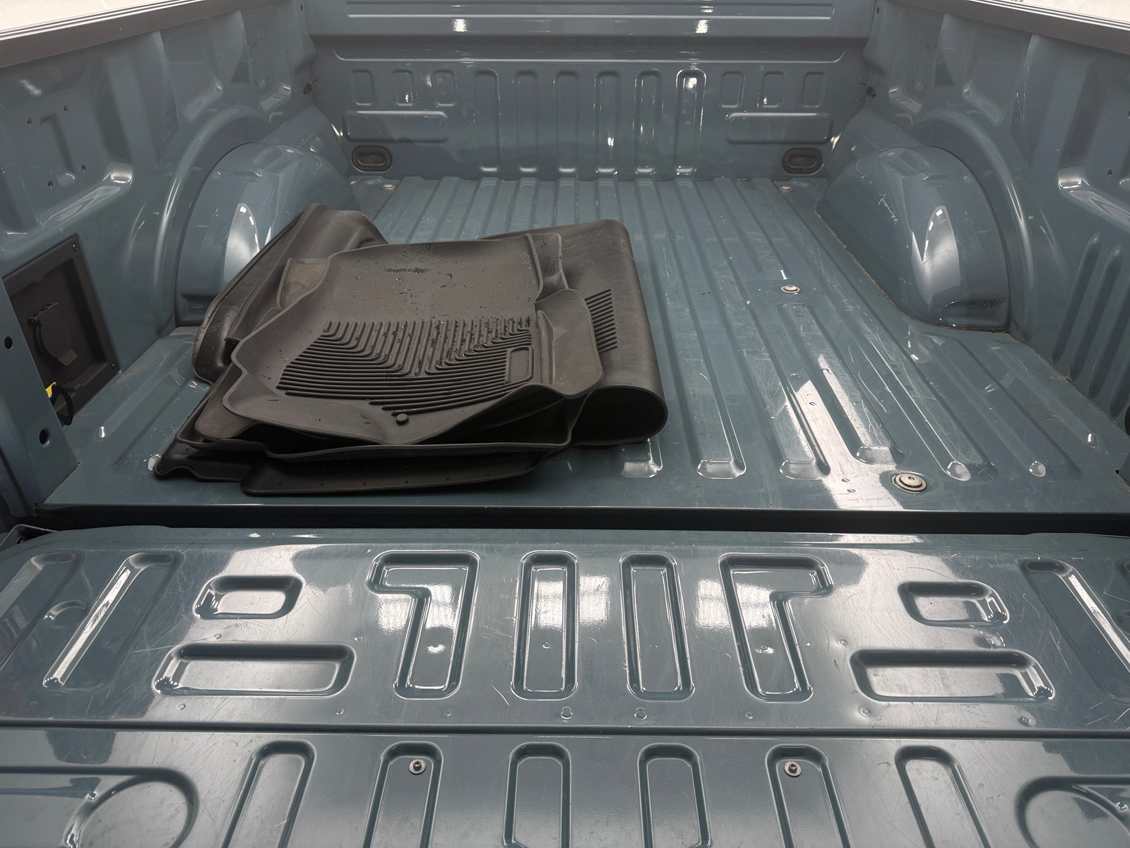 Thumbnail: 2023 Ford Econoline - 7