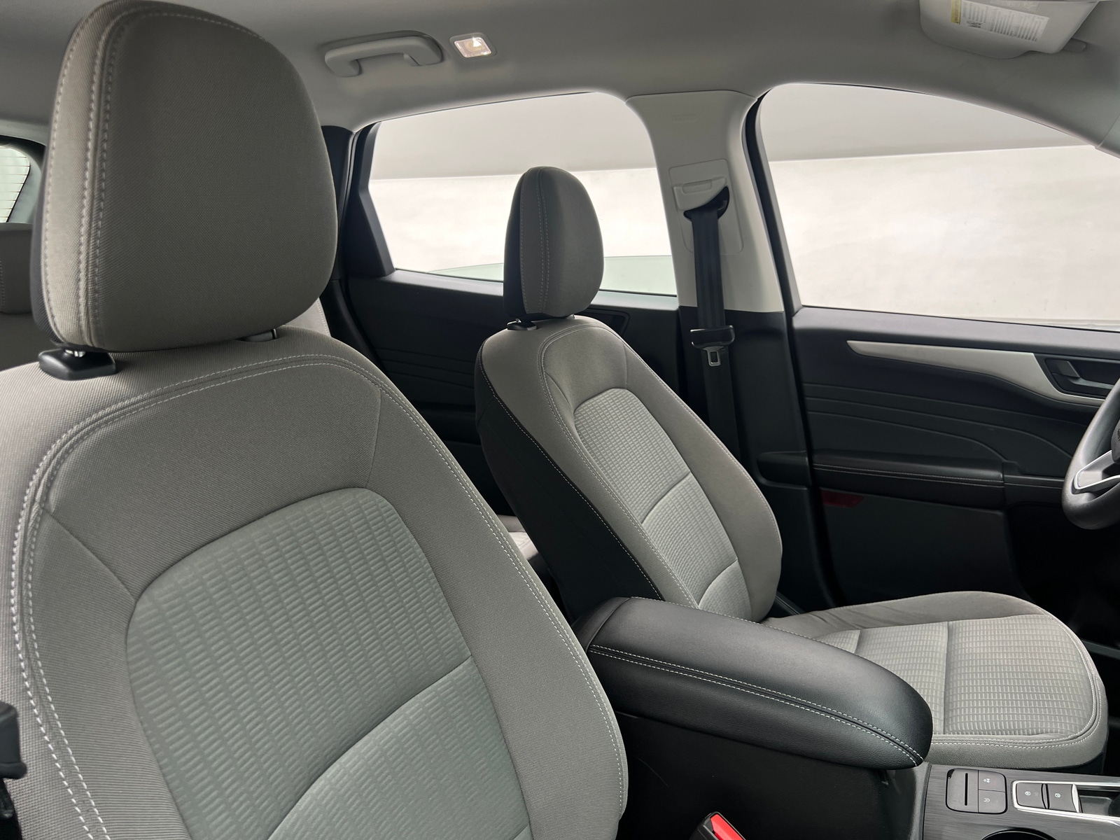 Thumbnail: 2022 Ford Escape - 2