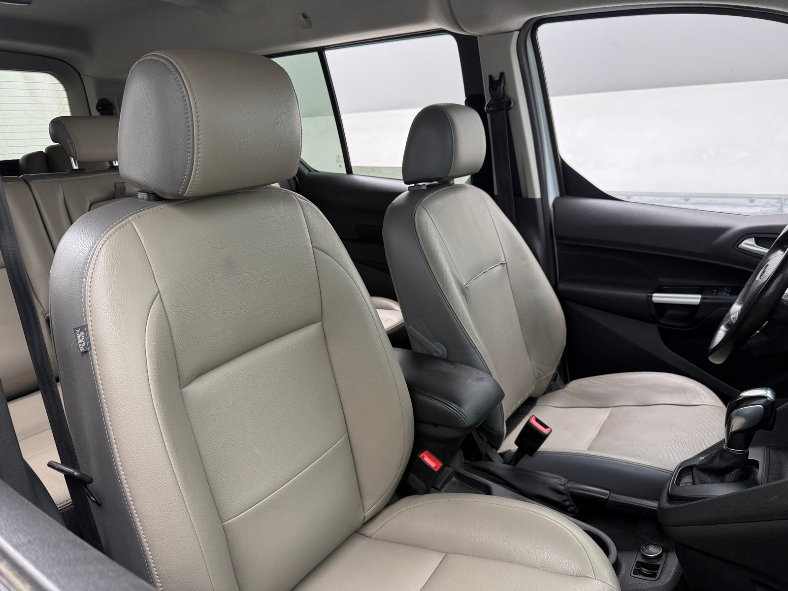 Thumbnail: 2018 Ford Transit Series - 2