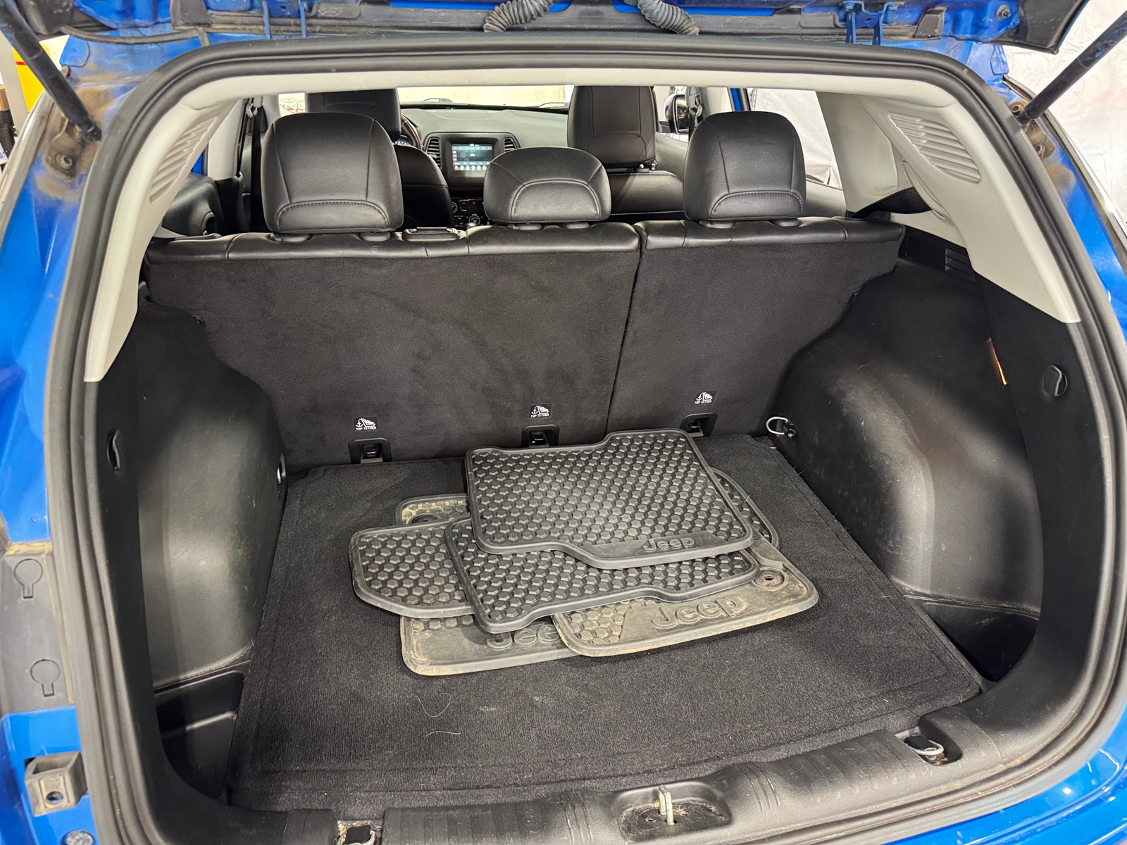 Thumbnail: 2021 Jeep Compass - 7