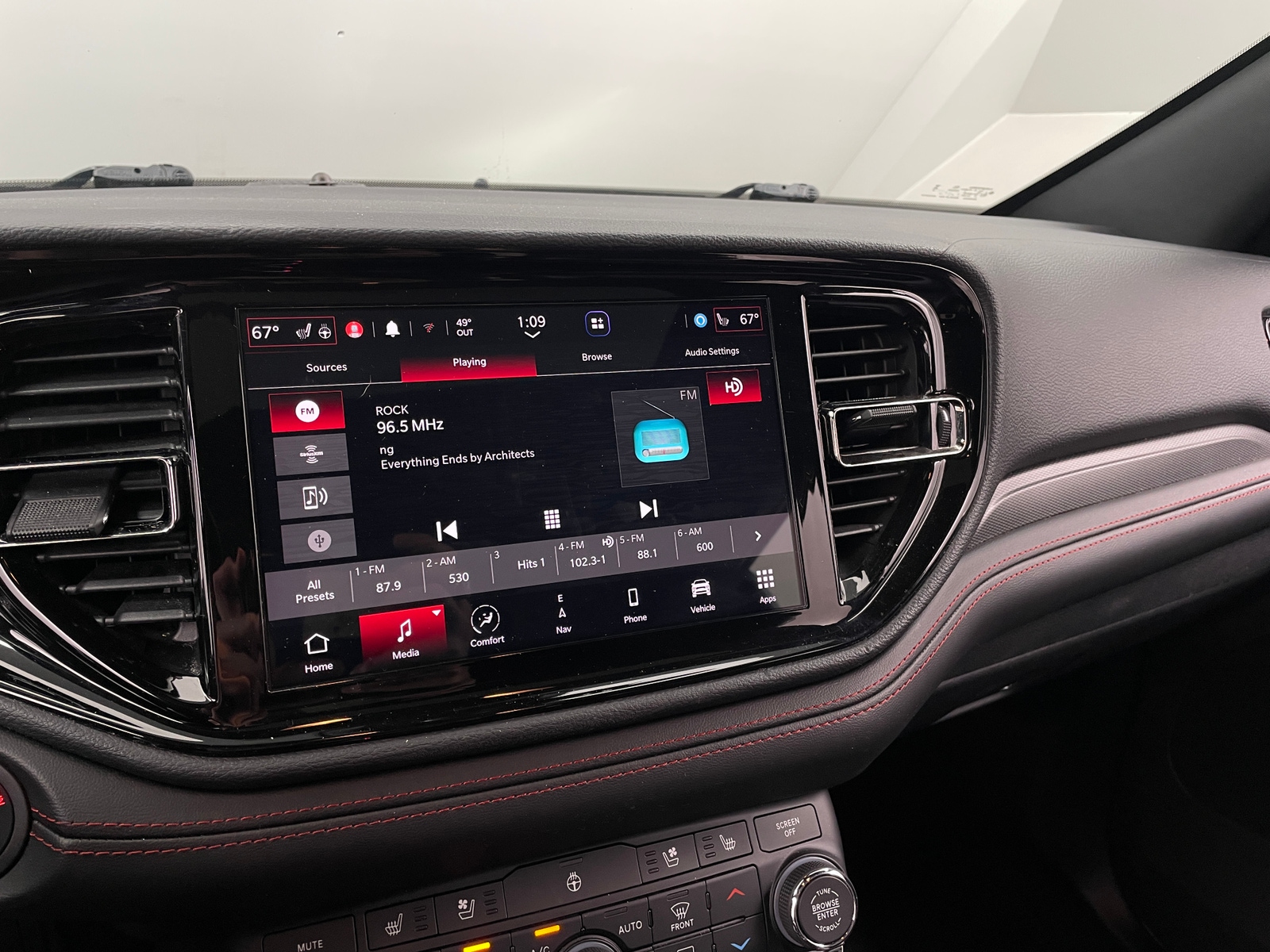 Thumbnail: 2023 Dodge Durango - 3