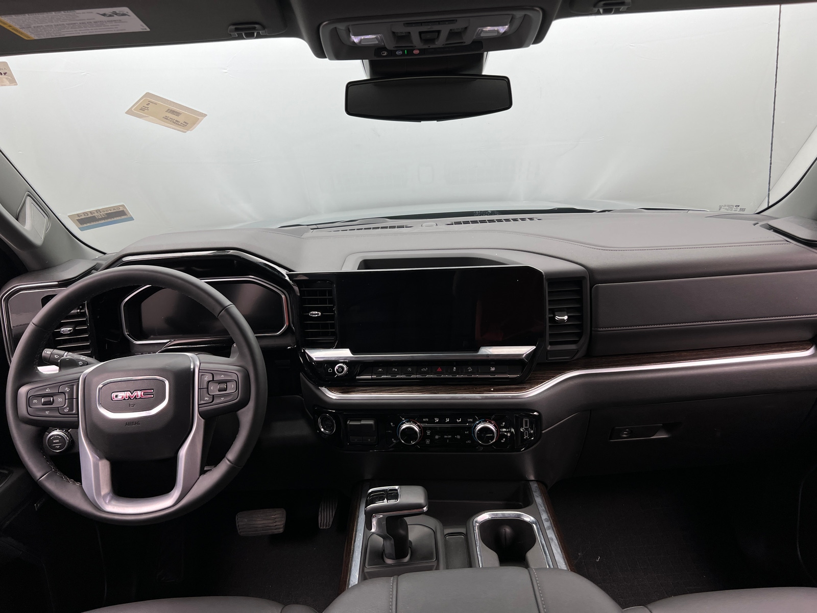 Thumbnail: 2026 GMC Sierra 1500 - 3