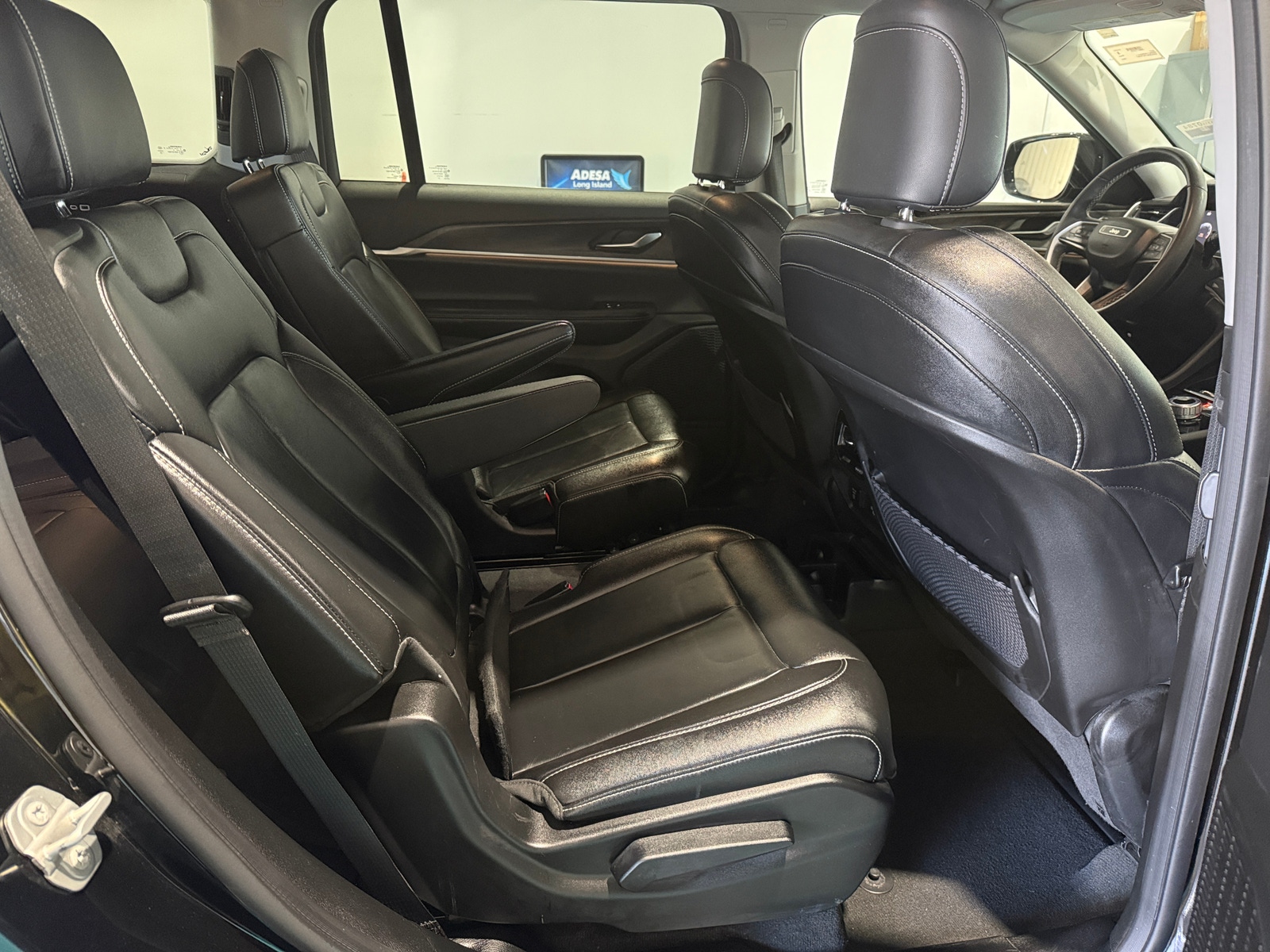 Thumbnail: 2023 Jeep Grand Cherokee L - 5