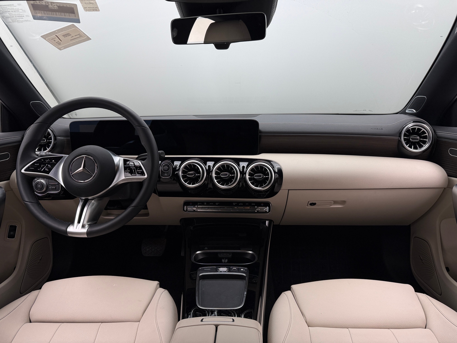 Thumbnail: 2025 Mercedes-Benz CLA - 2