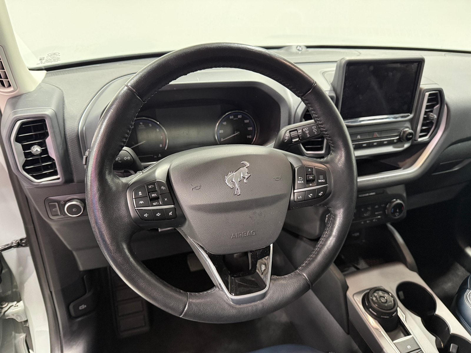 Thumbnail: 2022 Ford Bronco Sport - 4