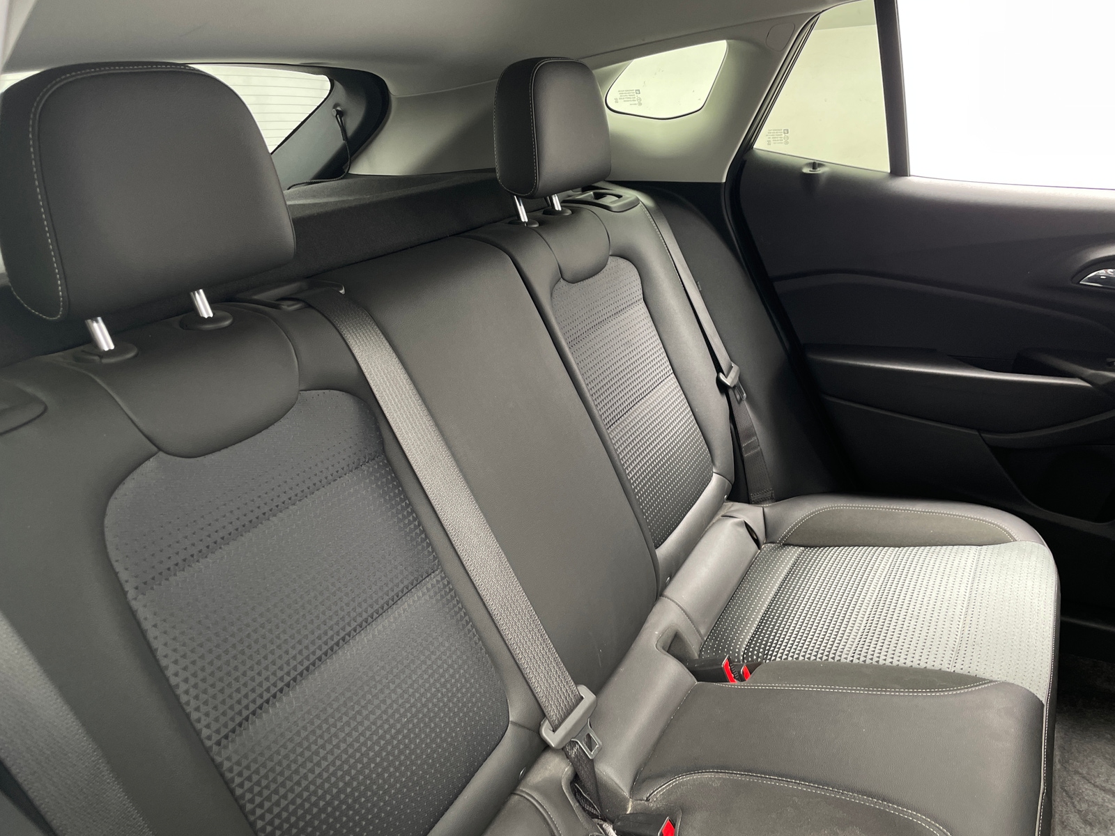 Thumbnail: 2025 Chevrolet Trax - 6