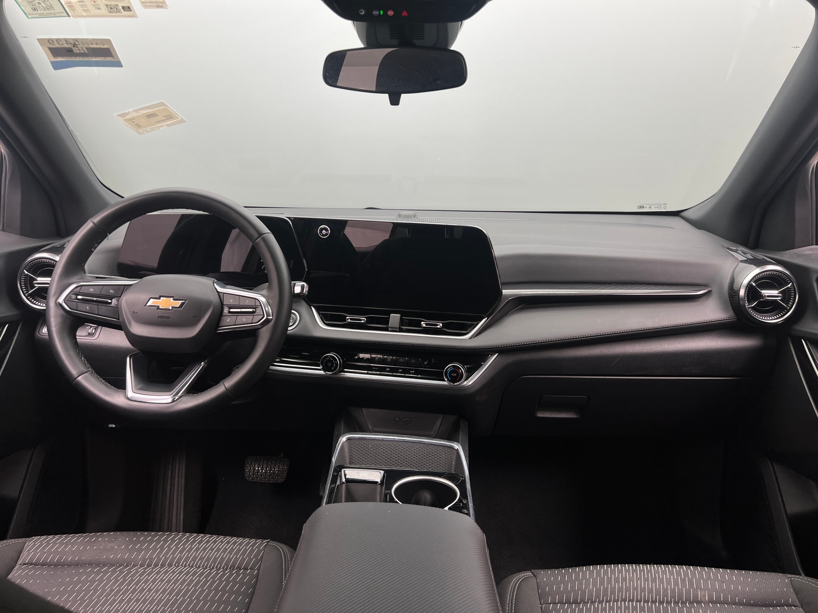 Thumbnail: 2025 Chevrolet Equinox - 3