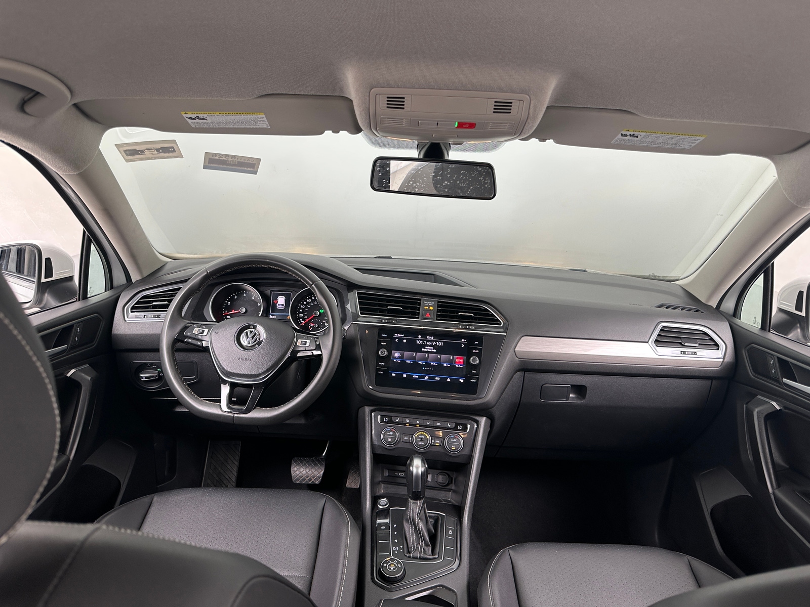 Thumbnail: 2021 Volkswagen Tiguan - 2