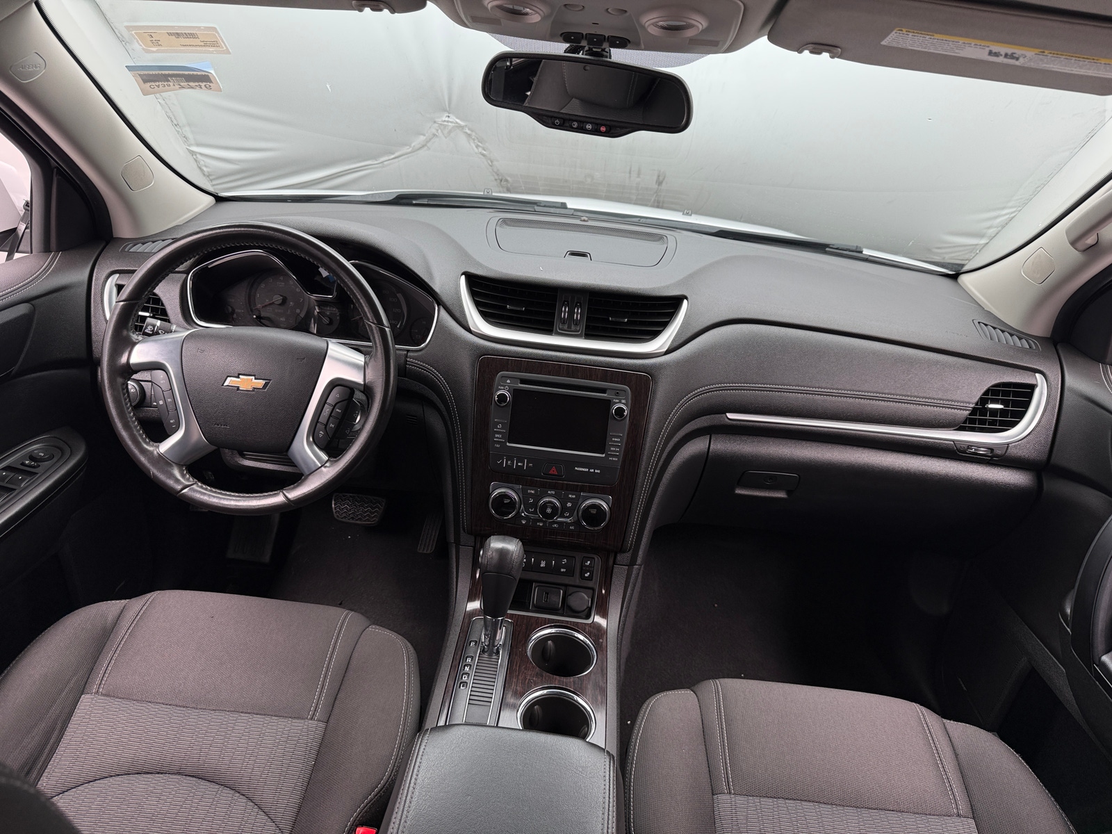 Thumbnail: 2017 Chevrolet Traverse - 3