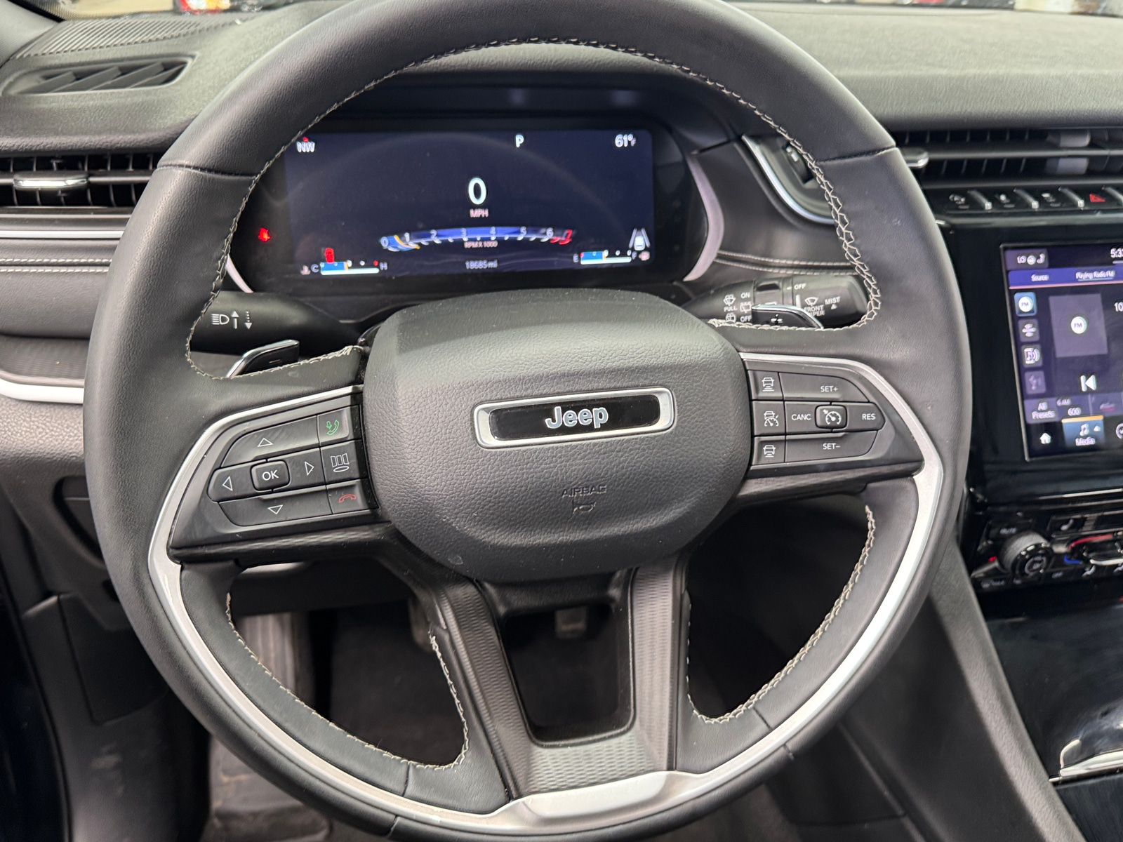Thumbnail: 2023 Jeep Grand Cherokee - 4
