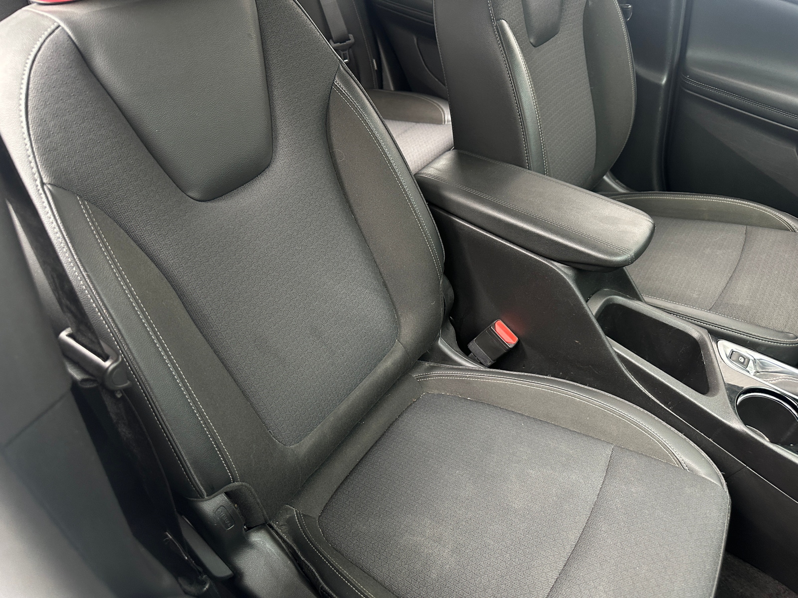 Thumbnail: 2020 Buick Encore GX - 2