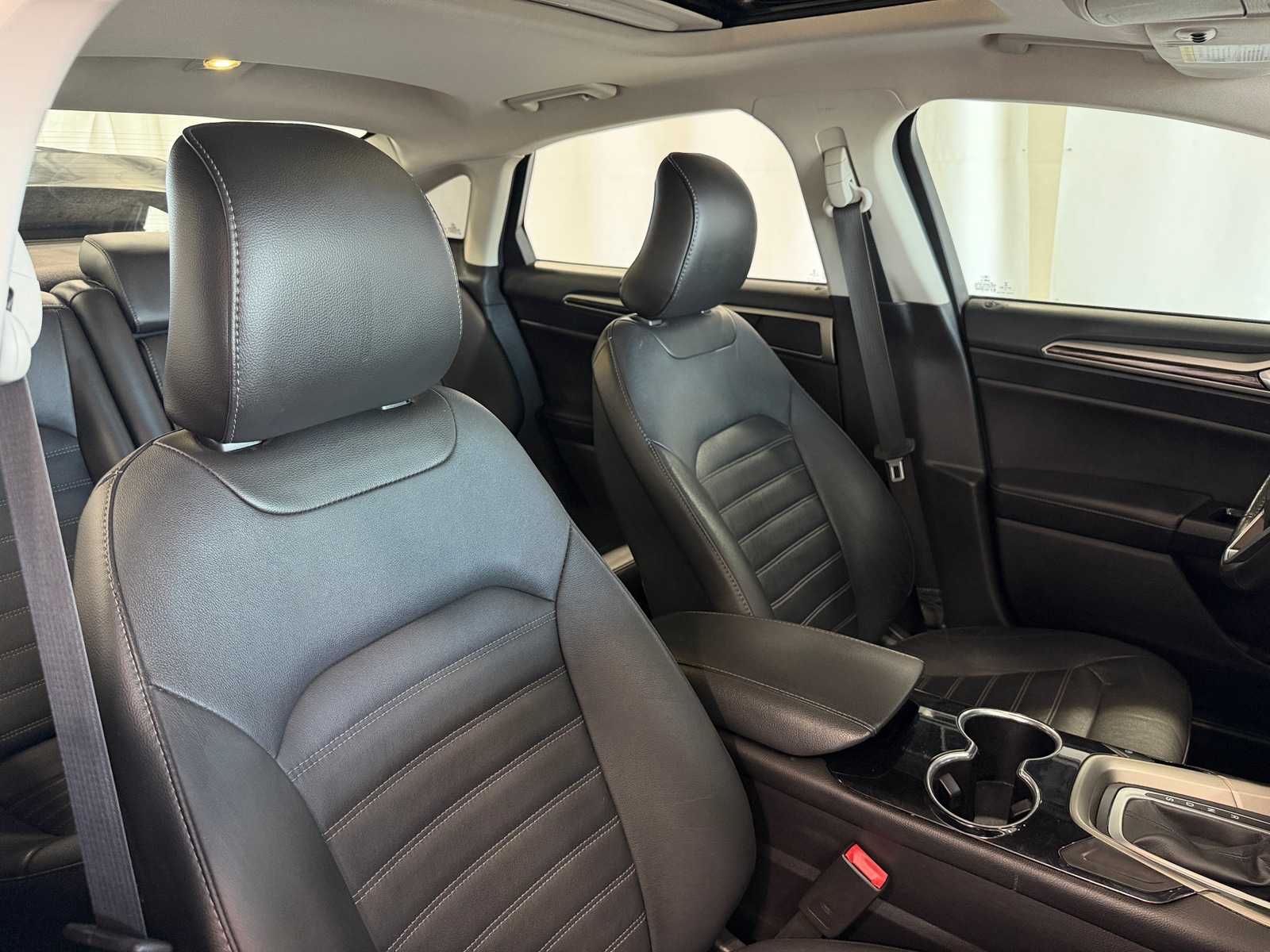 Thumbnail: 2016 Ford Fusion - 2