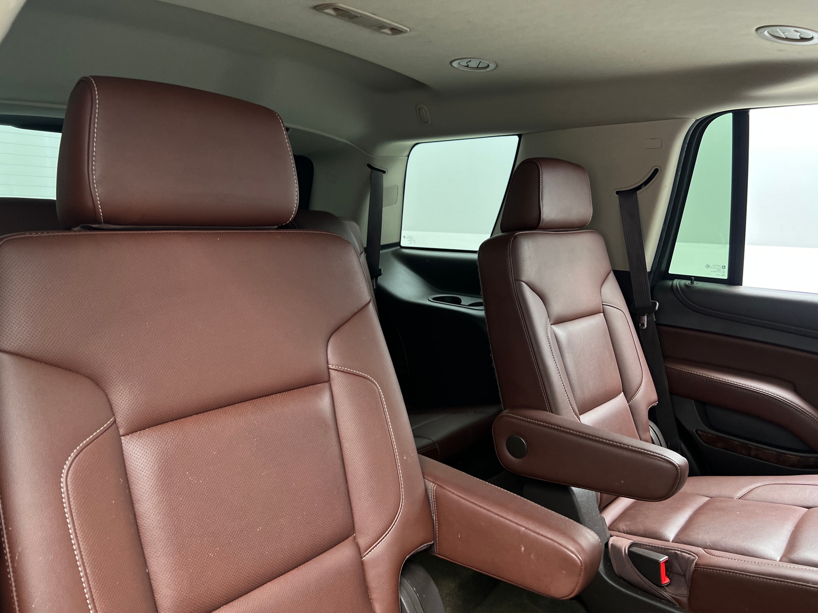 Thumbnail: 2017 Chevrolet Tahoe - 5