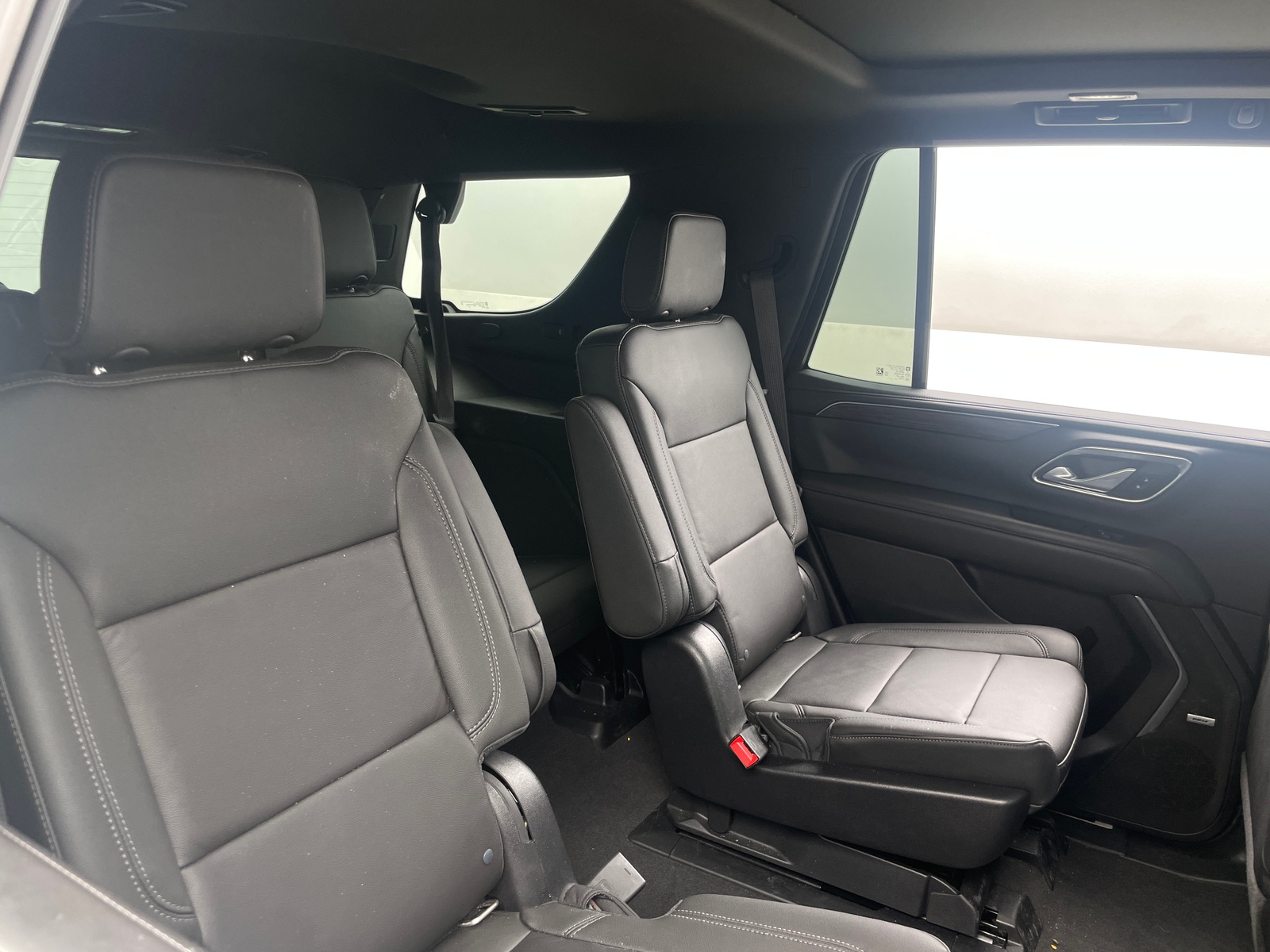Thumbnail: 2022 Chevrolet Tahoe - 5