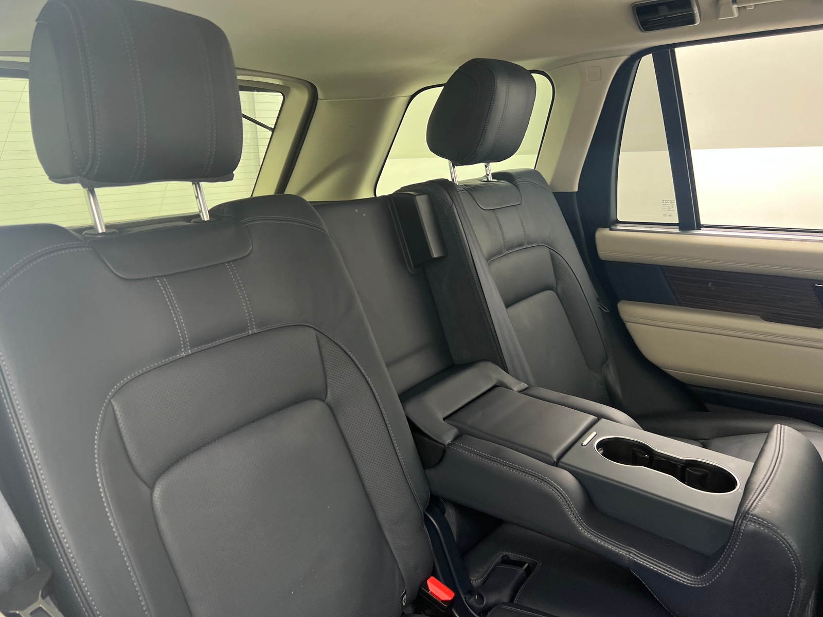 Thumbnail: 2018 Land Rover Range Rover - 5