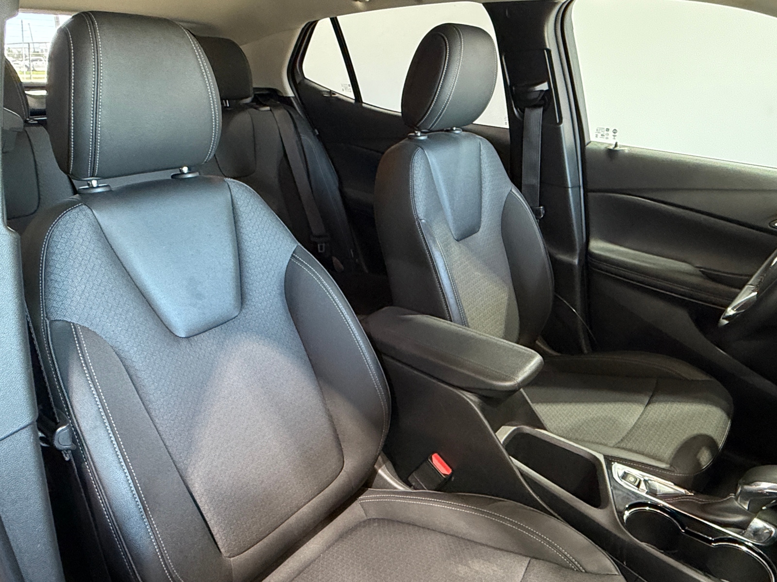 Thumbnail: 2025 Buick Encore GX - 2
