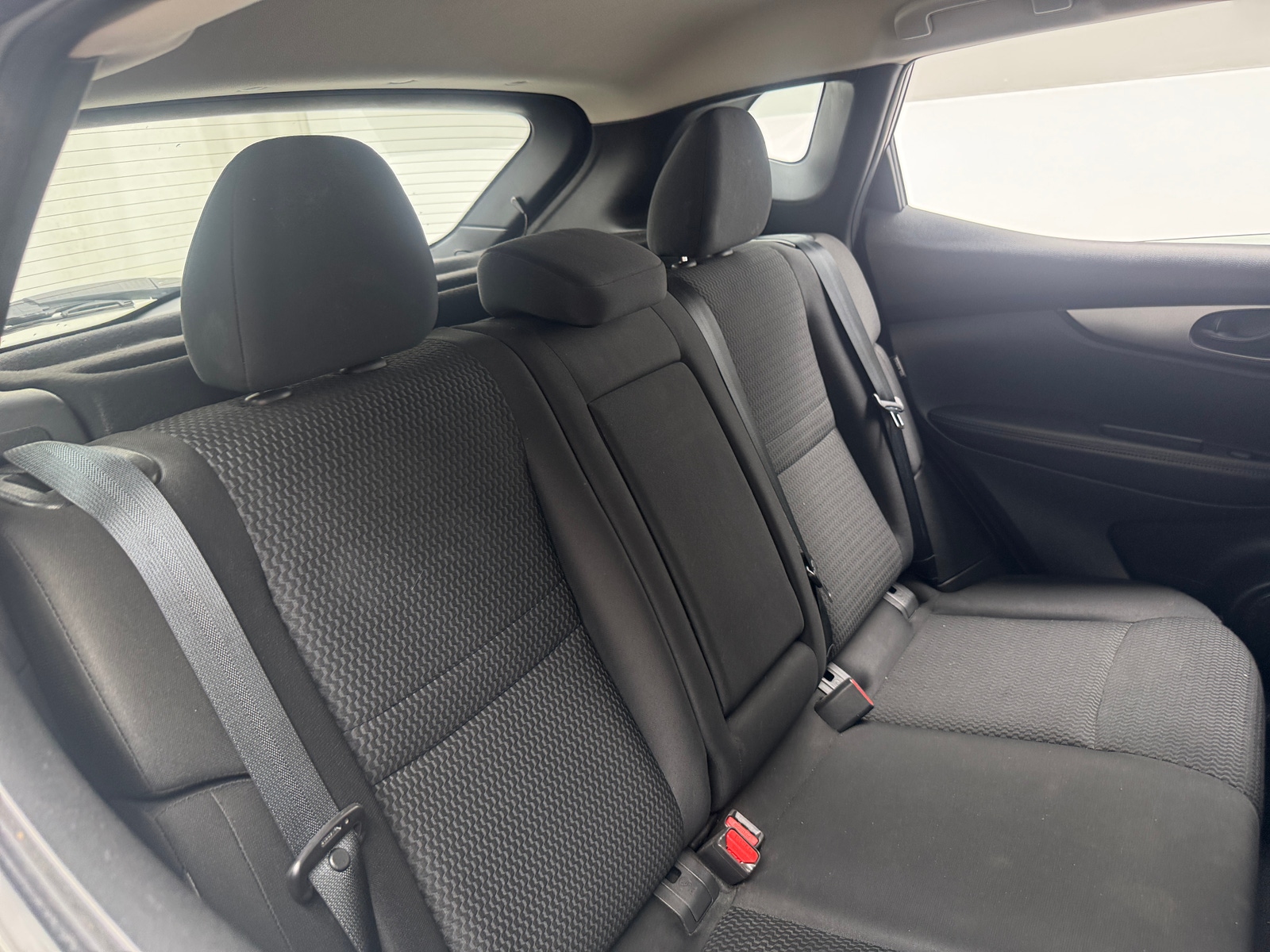 Thumbnail: 2020 Nissan Rogue Sport - 6