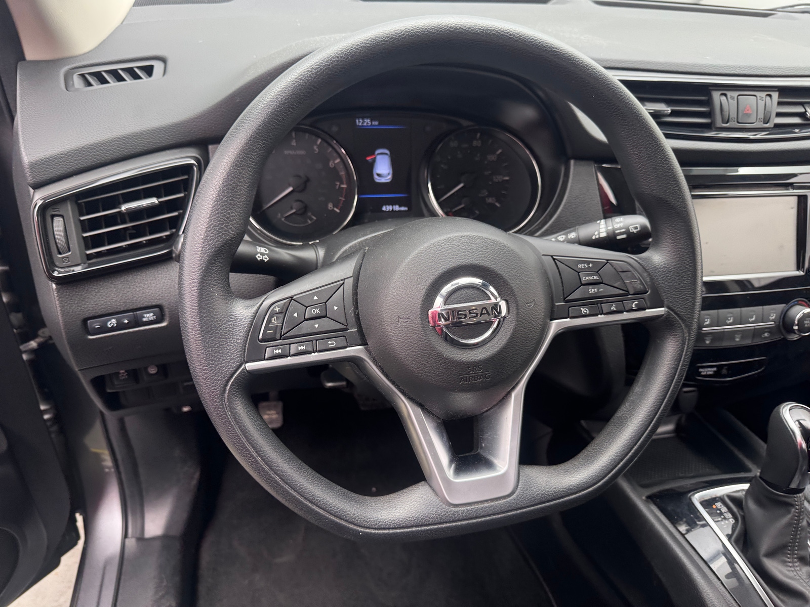 Thumbnail: 2020 Nissan Rogue Sport - 5