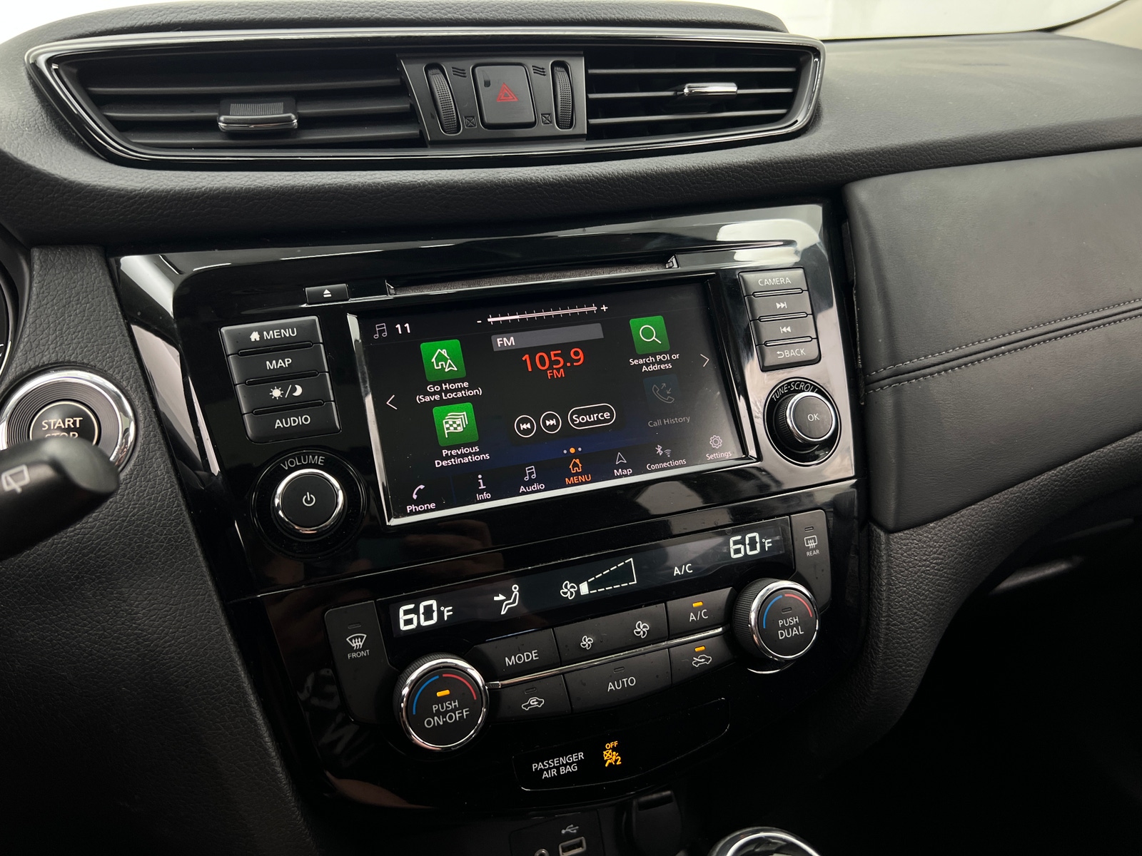 Thumbnail: 2019 Nissan Rogue - 3