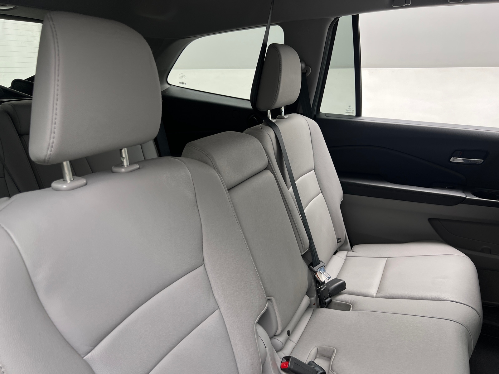 Thumbnail: 2017 Honda Pilot - 5